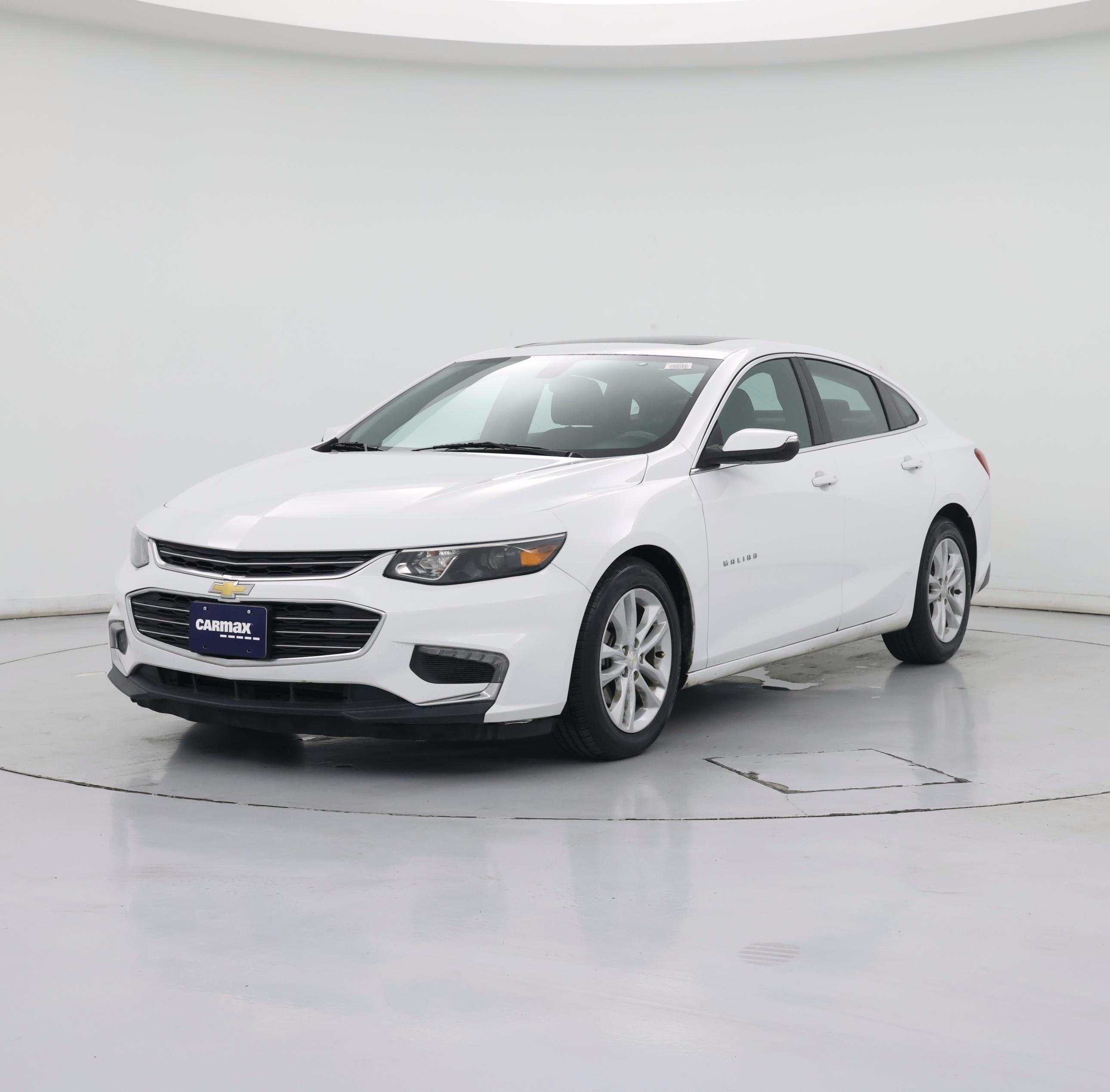 Thumbnail: 2018 Chevrolet Malibu - 4
