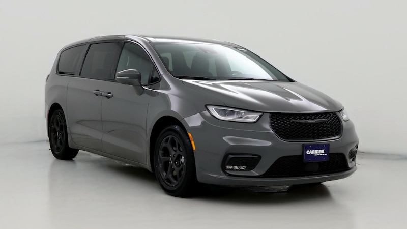 2022 Chrysler Pacifica Hybrid Touring L Hero Image