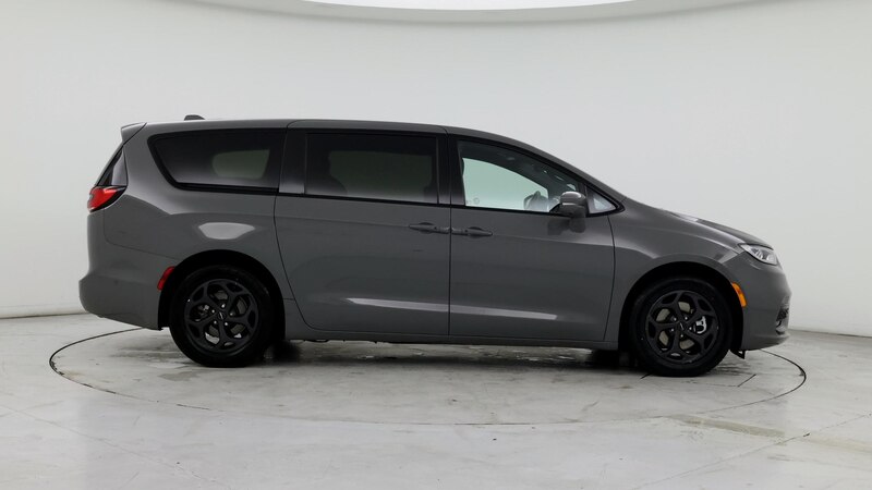 2022 Chrysler Pacifica Hybrid Touring L 7