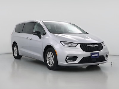 2024 Chrysler Pacifica Touring L -
                Irving, TX