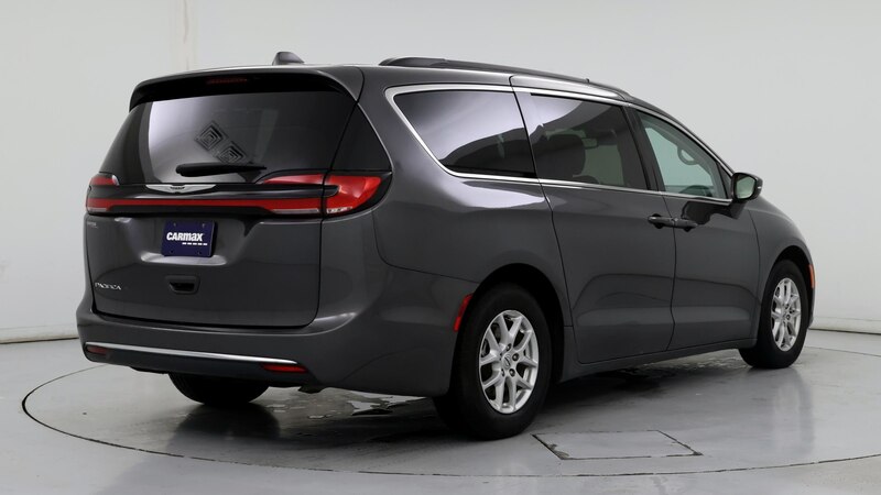 2022 Chrysler Pacifica Touring L 8