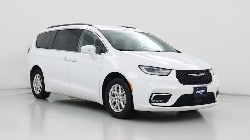 2022 Chrysler Pacifica Touring L Hero Image