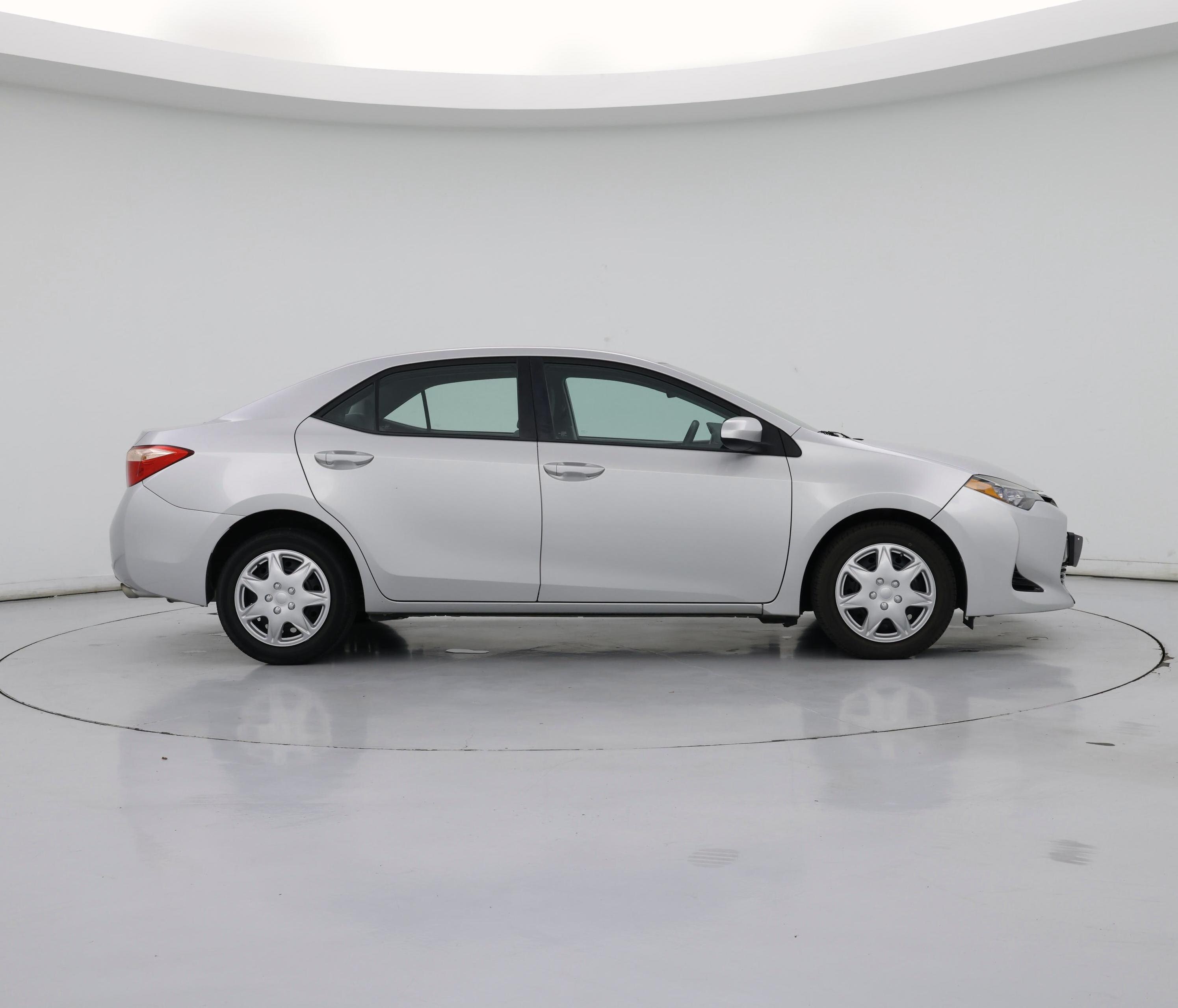 Thumbnail: 2017 Toyota Corolla - 7