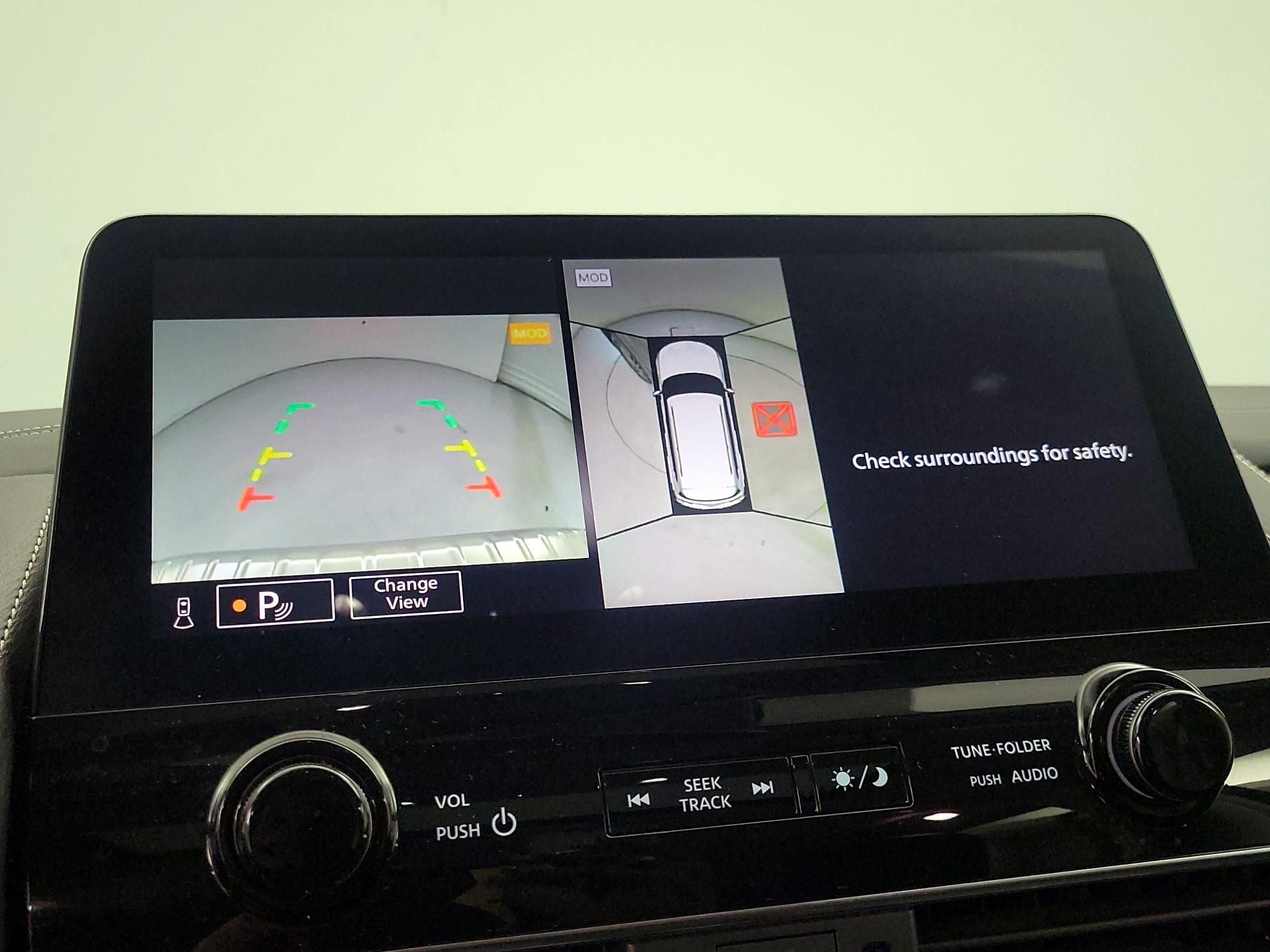 Thumbnail: 2023 INFINITI QX80 - 14