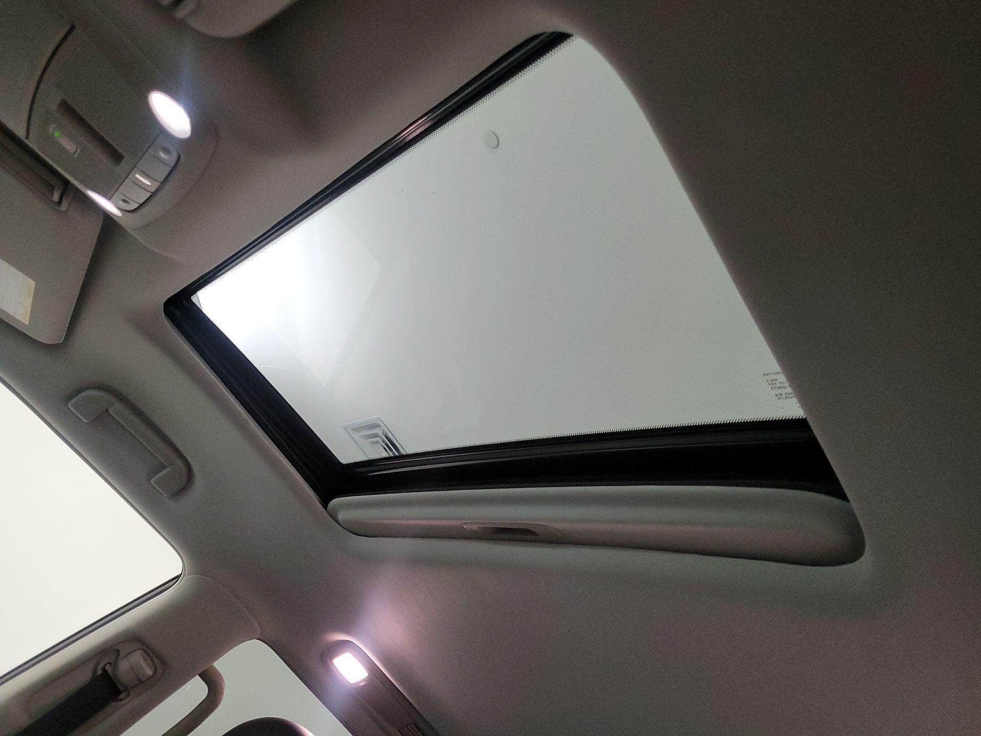 Thumbnail: 2023 INFINITI QX80 - 20