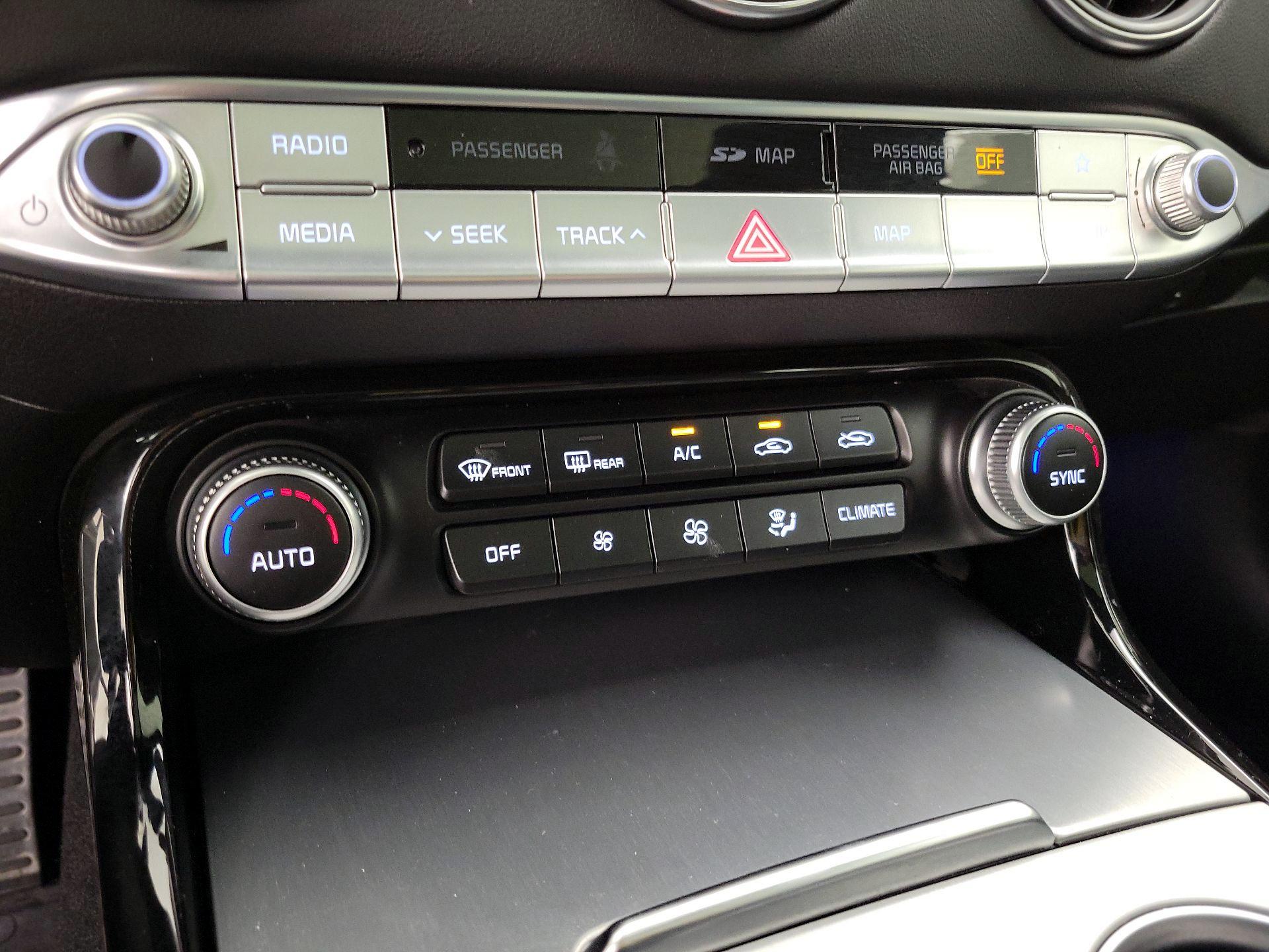 Thumbnail: 2020 Kia Stinger - 16