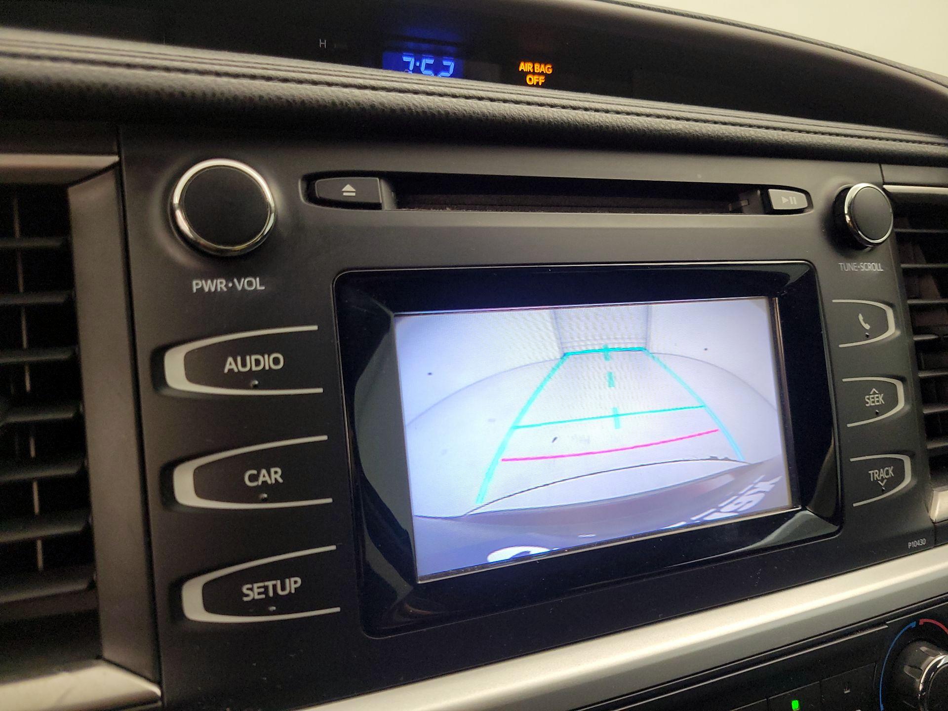 Thumbnail: 2014 Toyota Highlander - 14