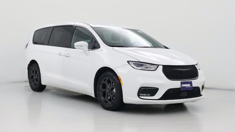 2022 Chrysler Pacifica Hybrid Touring L Hero Image