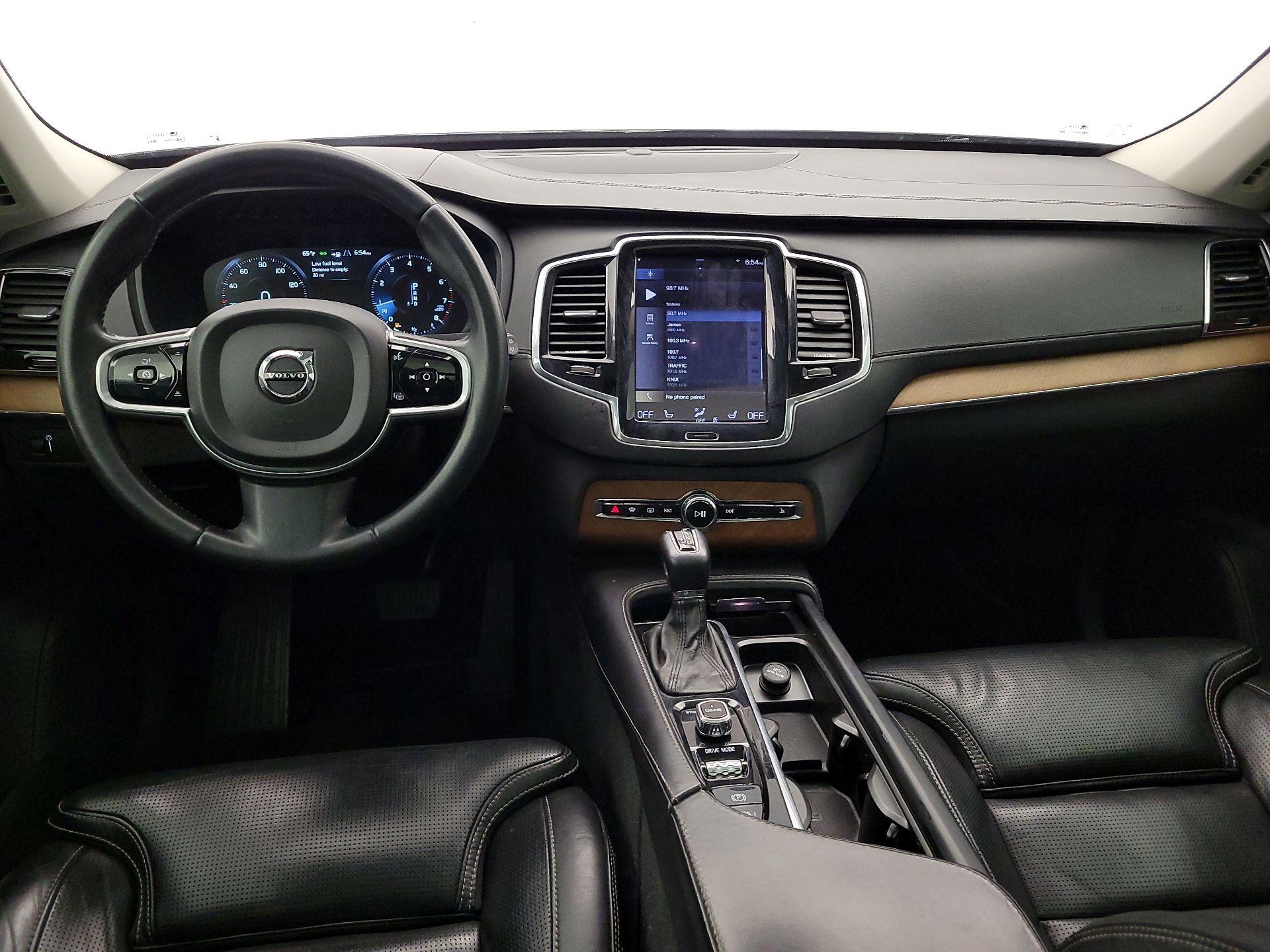 Thumbnail: 2016 Volvo XC90 - 9