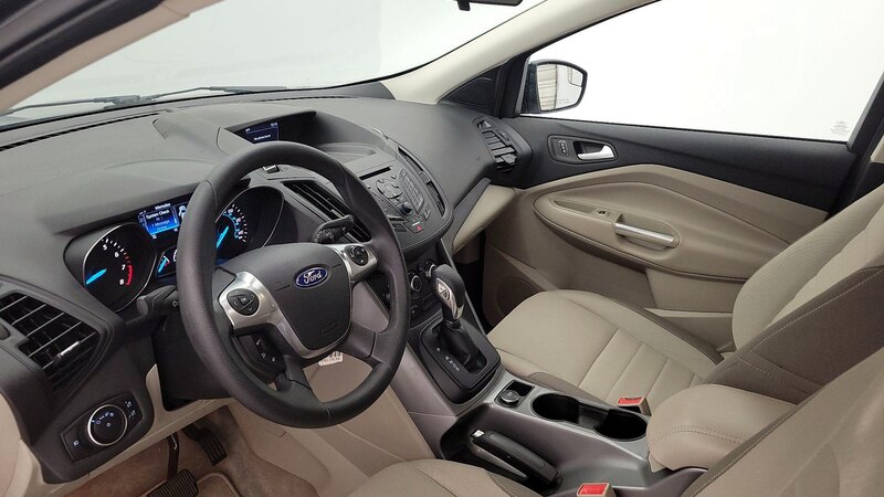 2016 Ford Escape SE 11