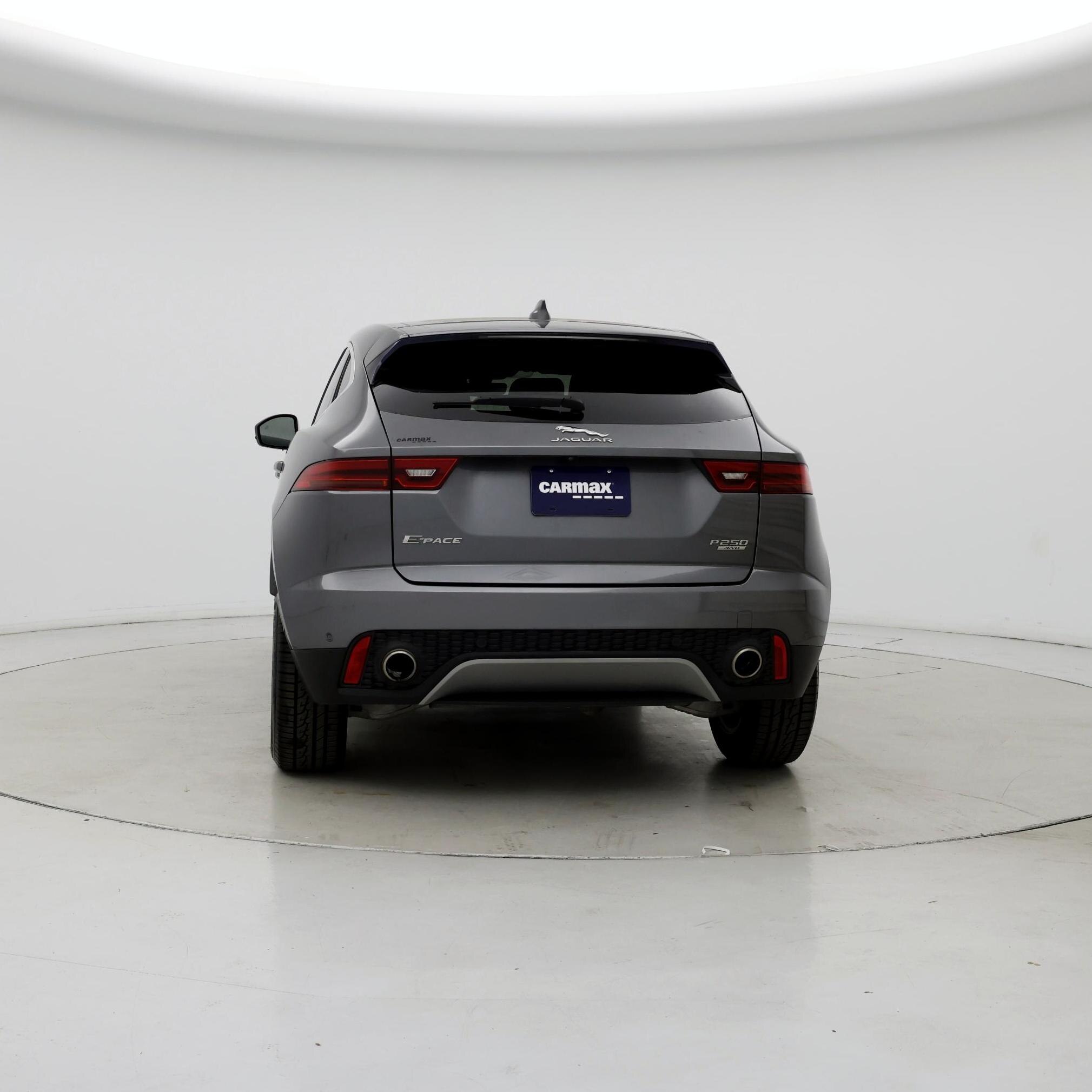 Thumbnail: 2018 Jaguar E-Pace - 6