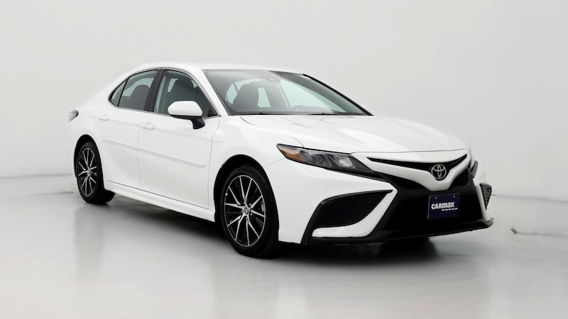 2021 Toyota Camry SE Hero Image