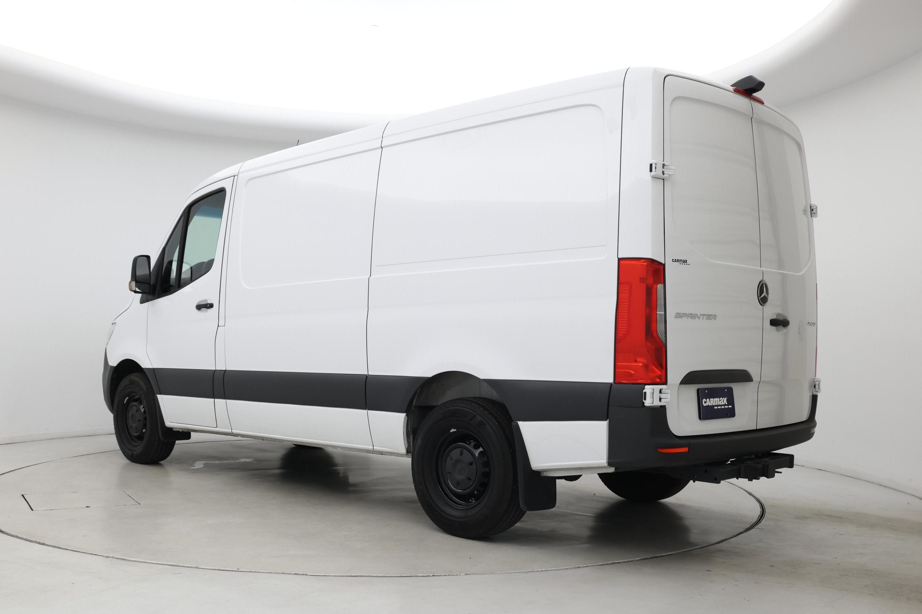 Thumbnail: 2024 Mercedes-Benz Sprinter - 2