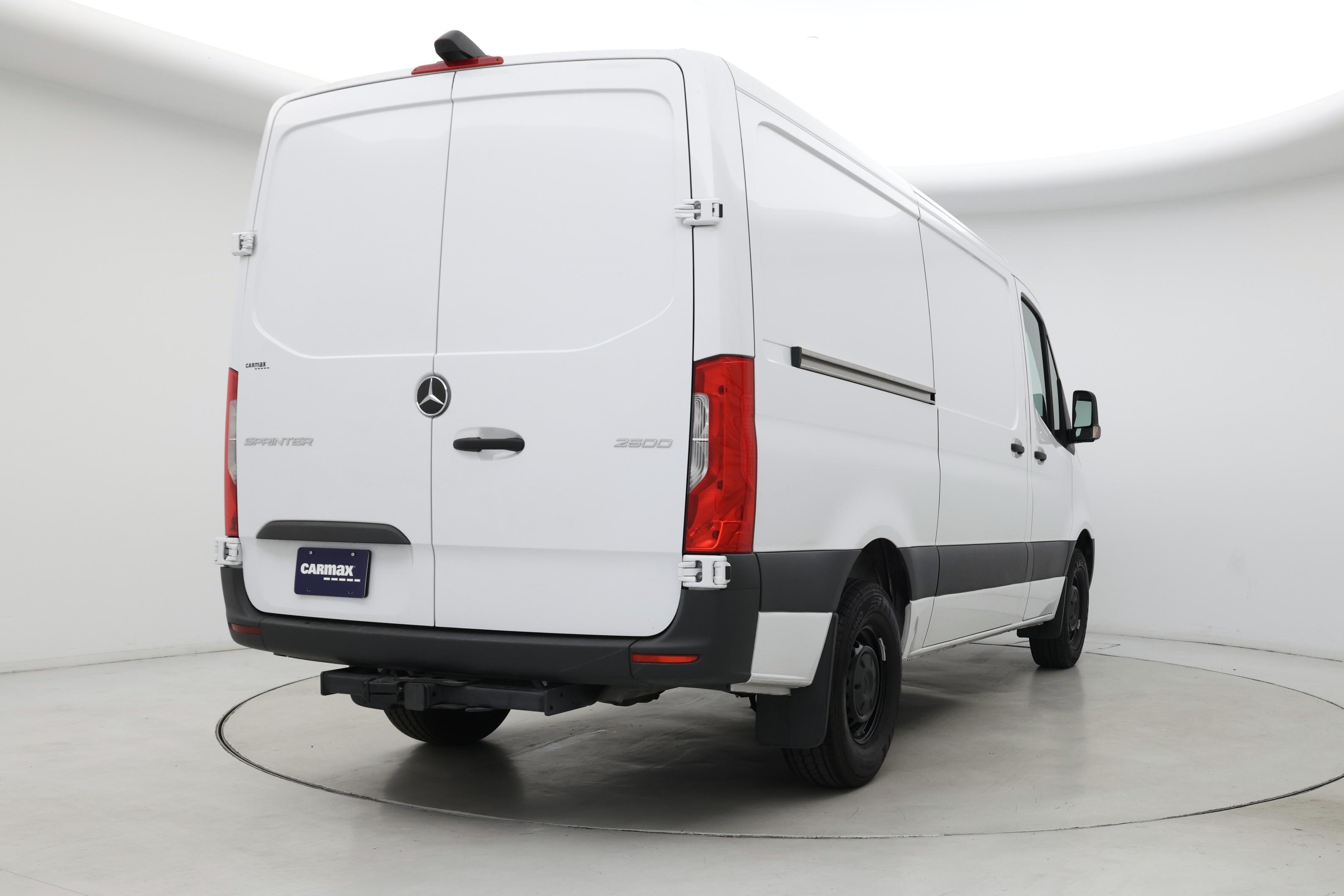 Thumbnail: 2024 Mercedes-Benz Sprinter - 8