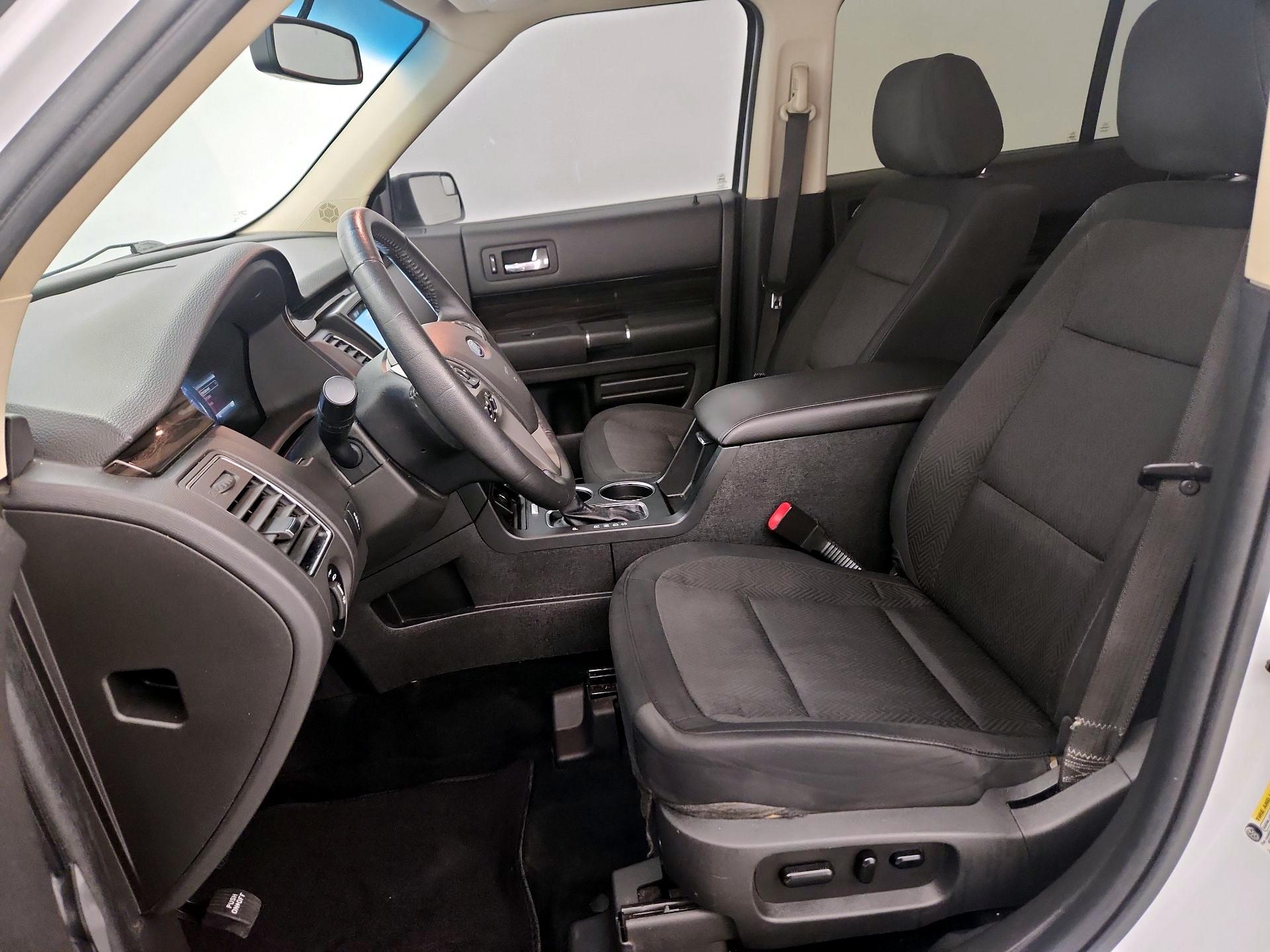 Thumbnail: 2017 Ford Flex - 11