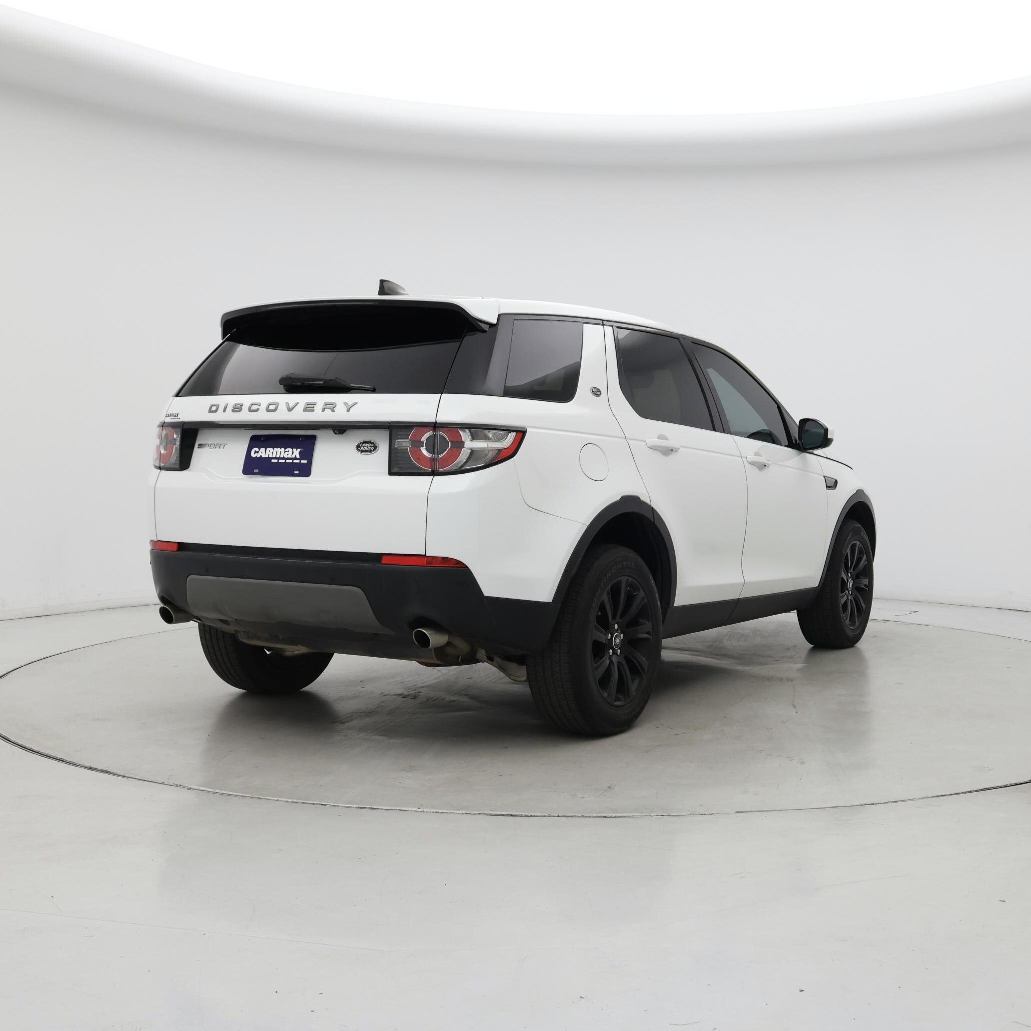 Thumbnail: 2017 Land Rover Discovery Sport - 8