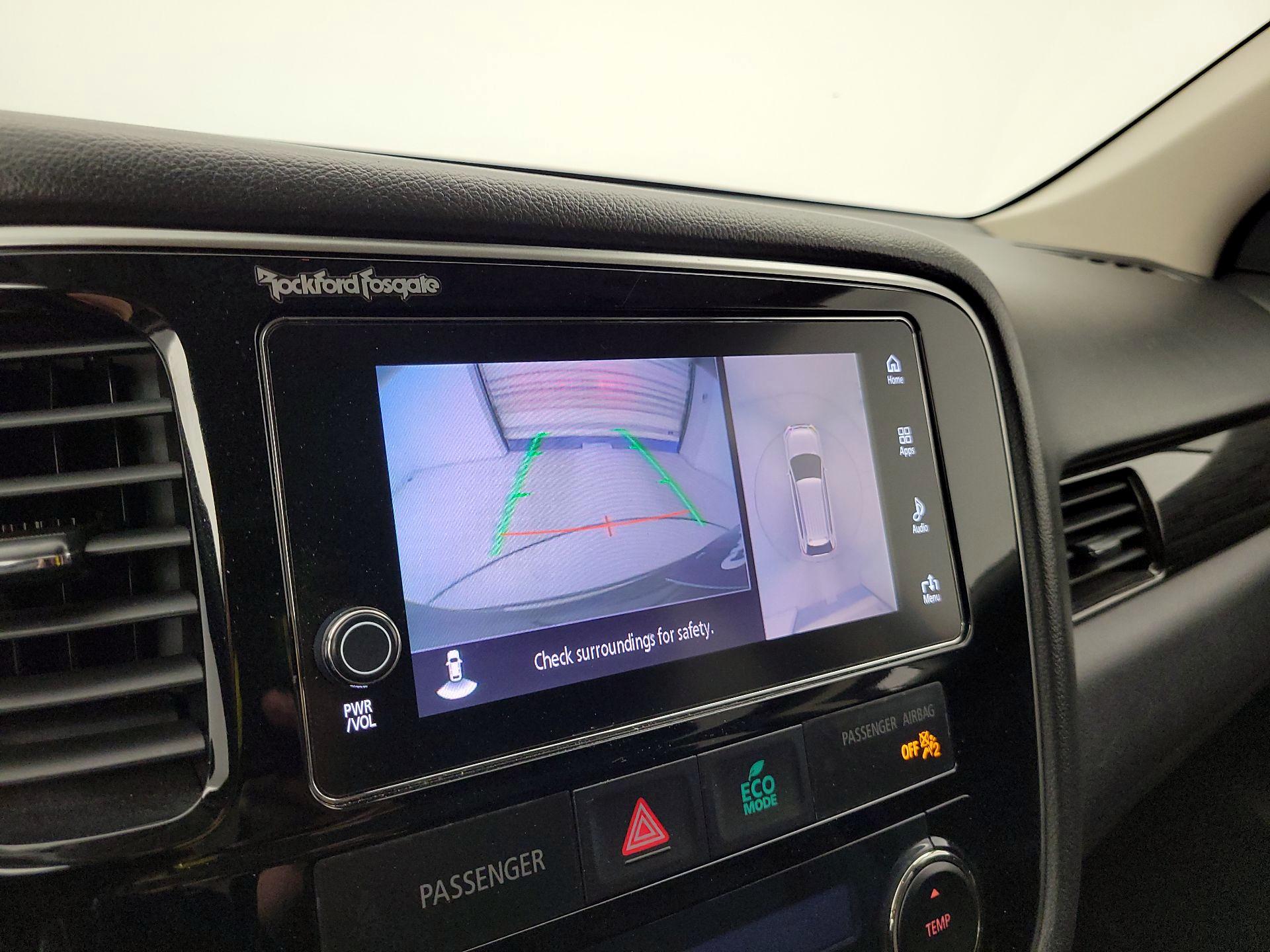 Thumbnail: 2017 Mitsubishi Outlander - 14