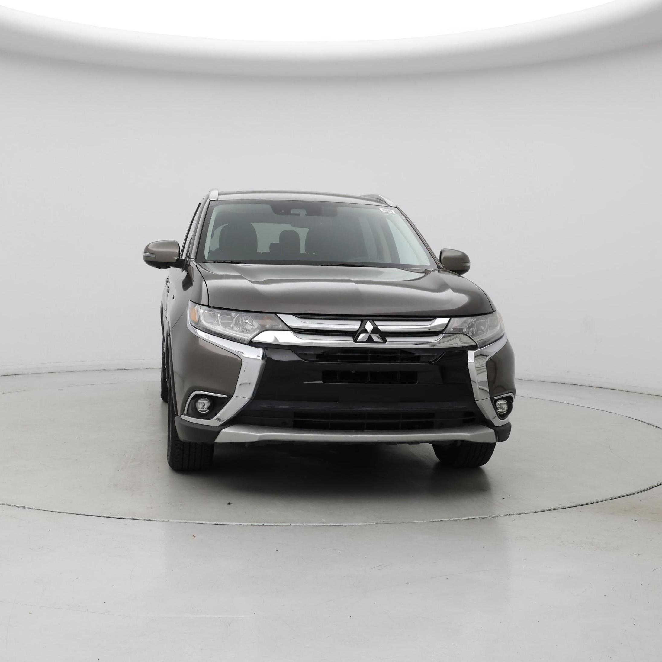 Thumbnail: 2017 Mitsubishi Outlander - 5