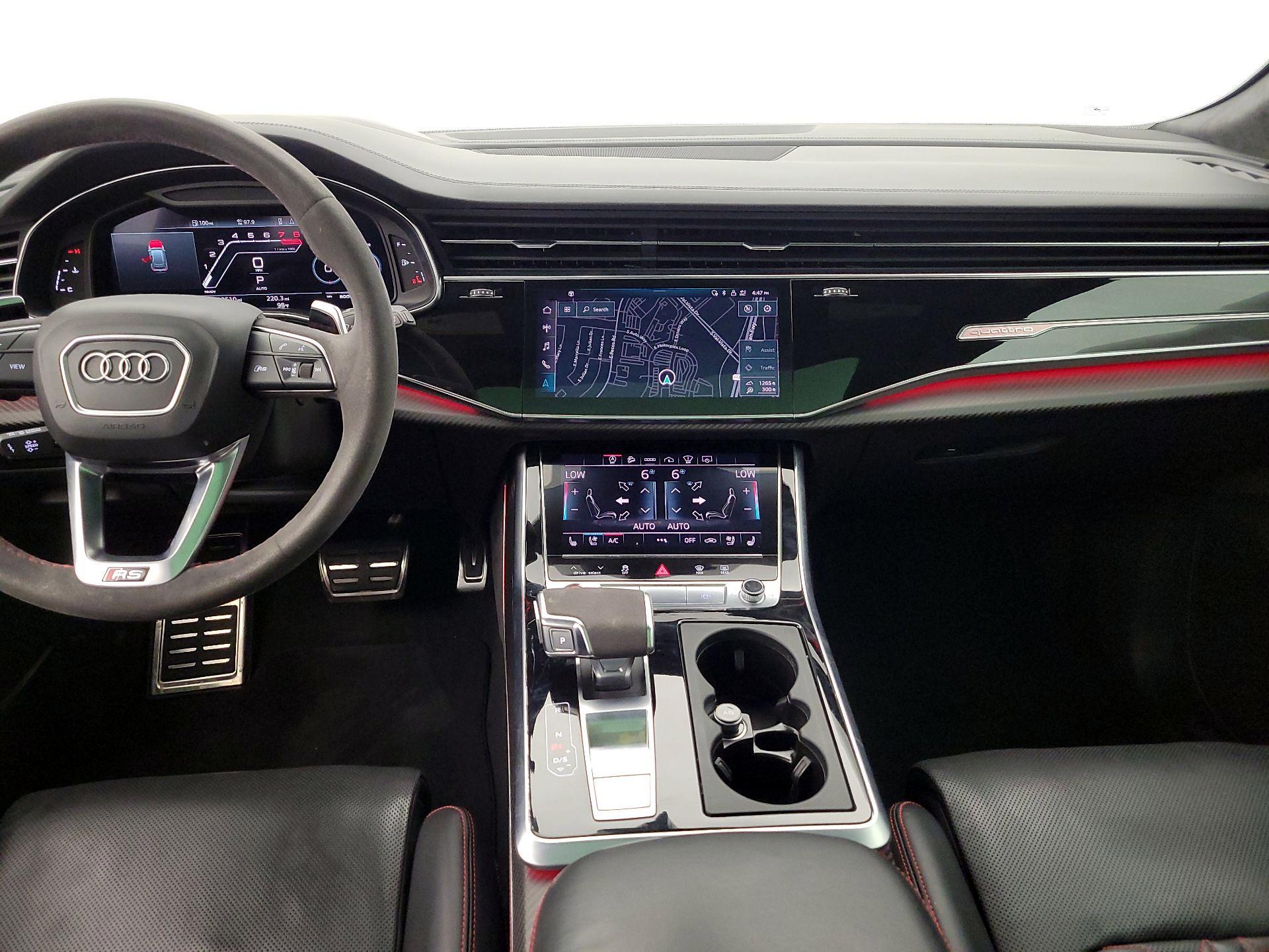 Thumbnail: 2022 Audi RS Q8 - 9