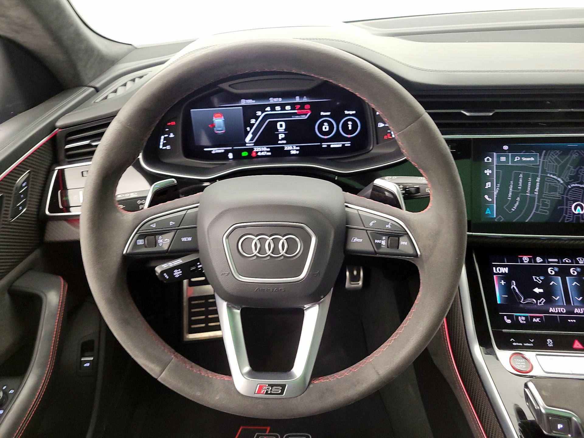 Thumbnail: 2022 Audi RS Q8 - 10