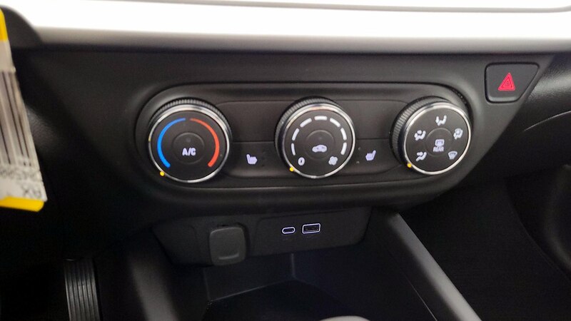 2024 Chevrolet Trax LS 16