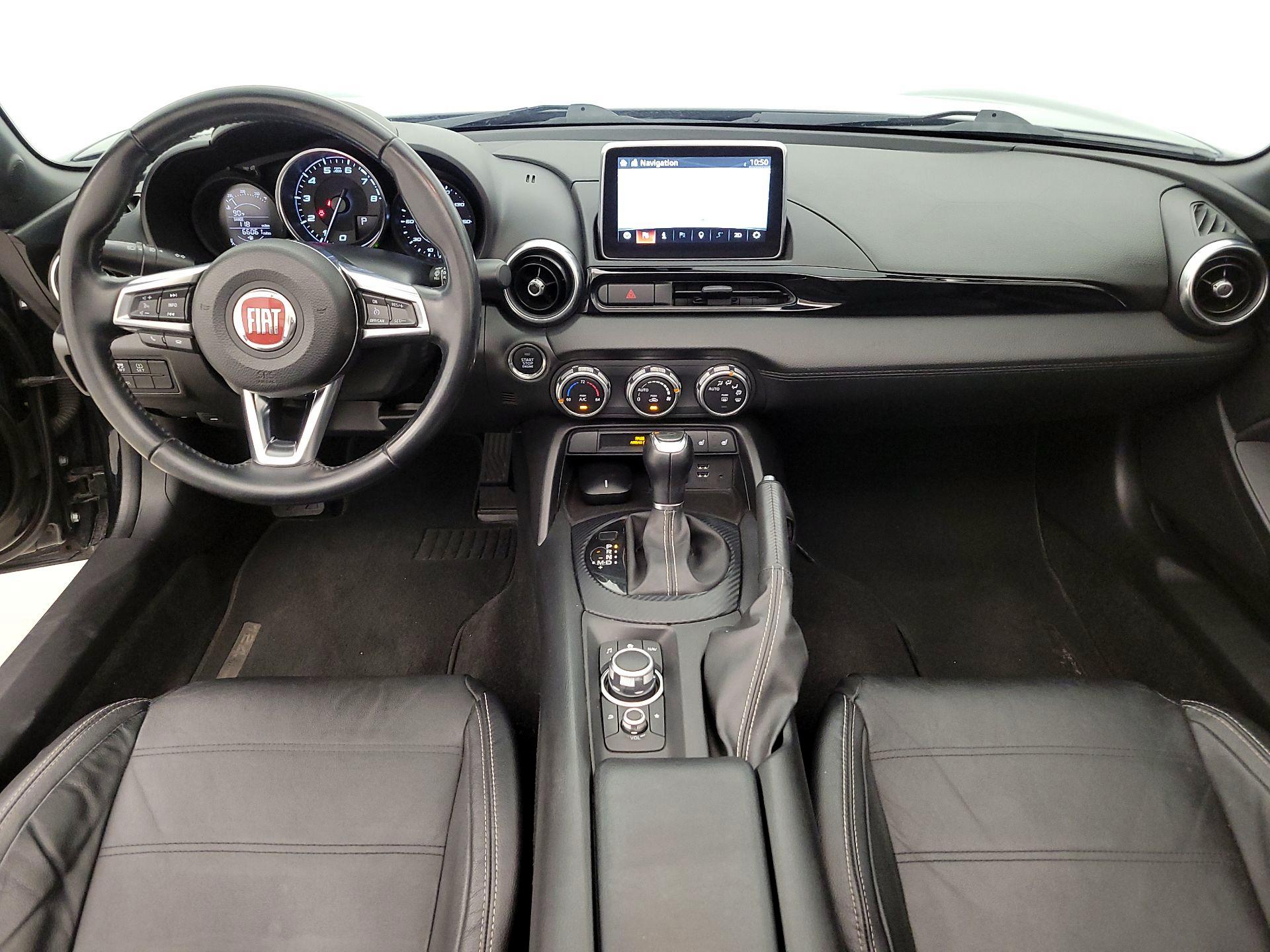 Thumbnail: 2017 Fiat 124 Spider - 9