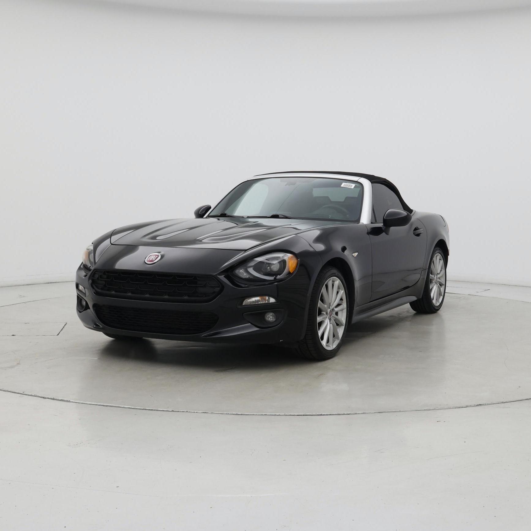 Thumbnail: 2017 Fiat 124 Spider - 4