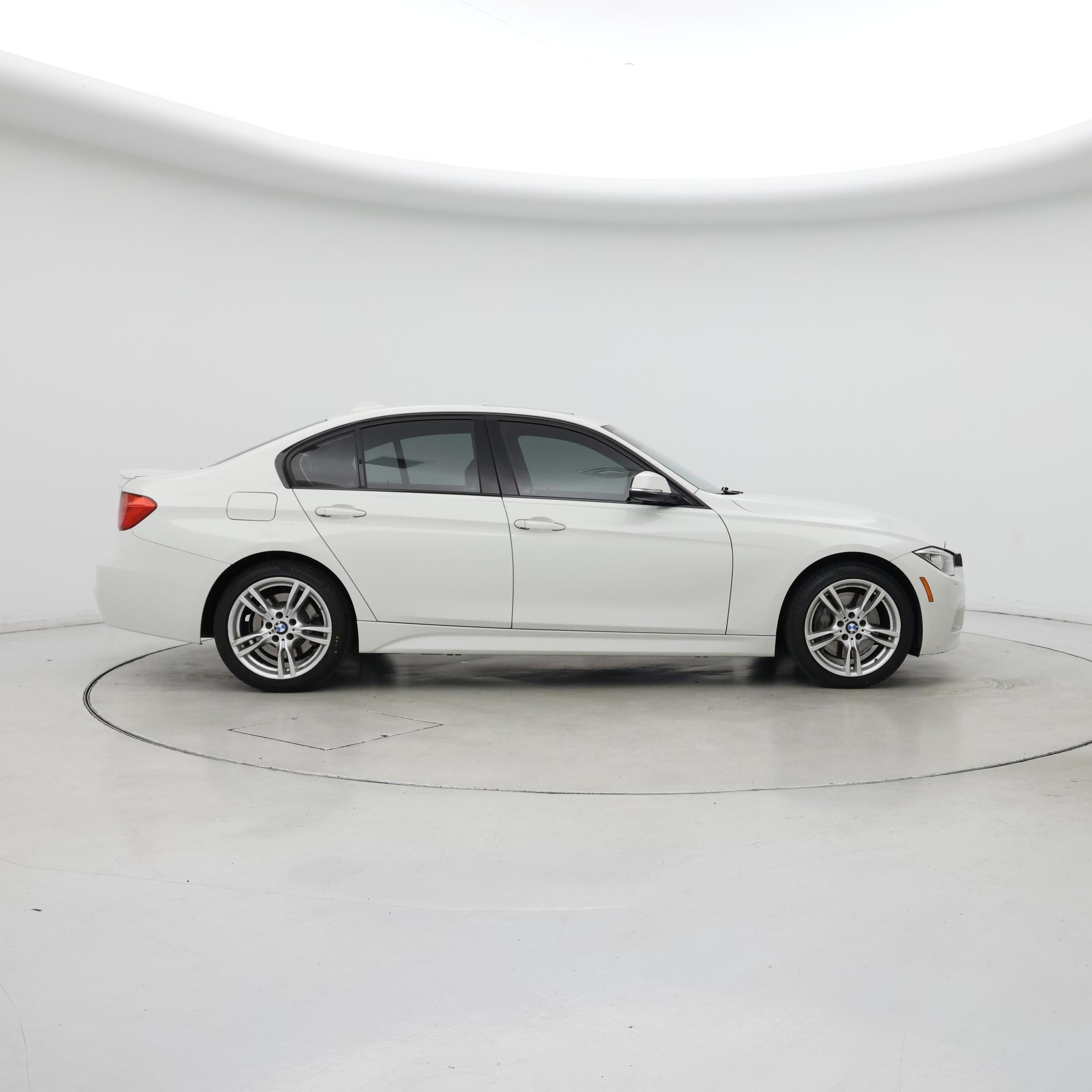 Thumbnail: 2015 BMW 3 Series - 7