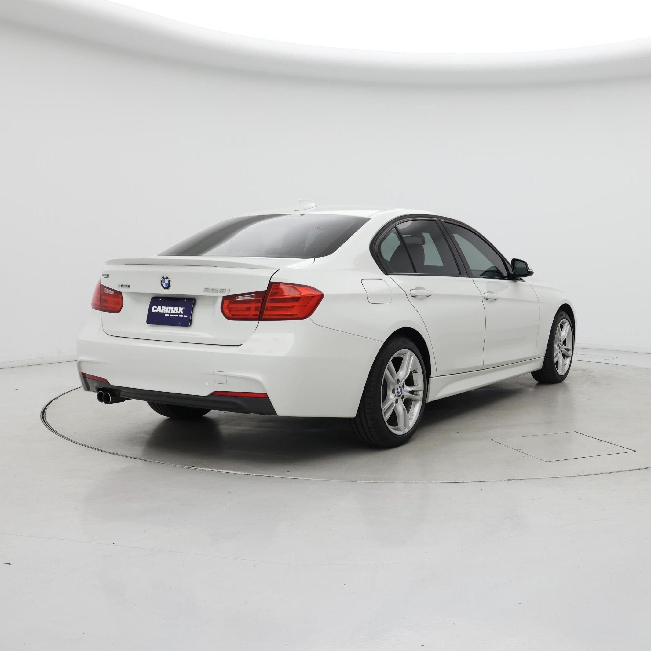 Thumbnail: 2015 BMW 3 Series - 8