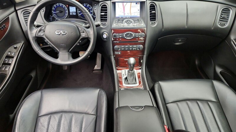 2016 INFINITI QX50  9