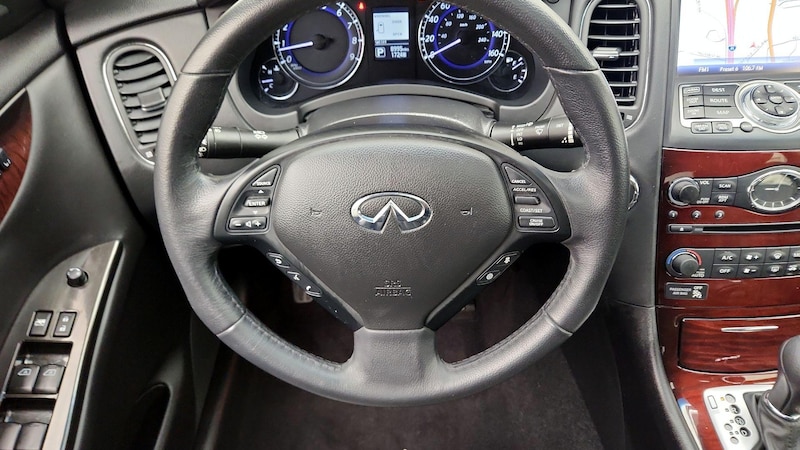 2016 INFINITI QX50  10