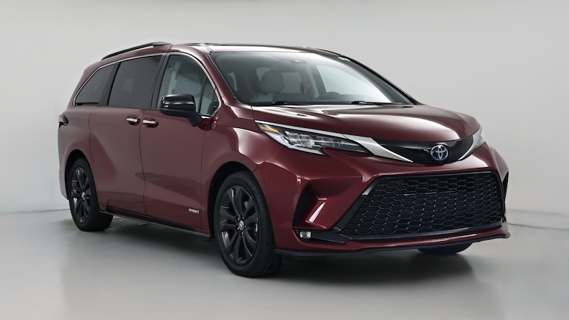 2021 Toyota Sienna XSE Hero Image