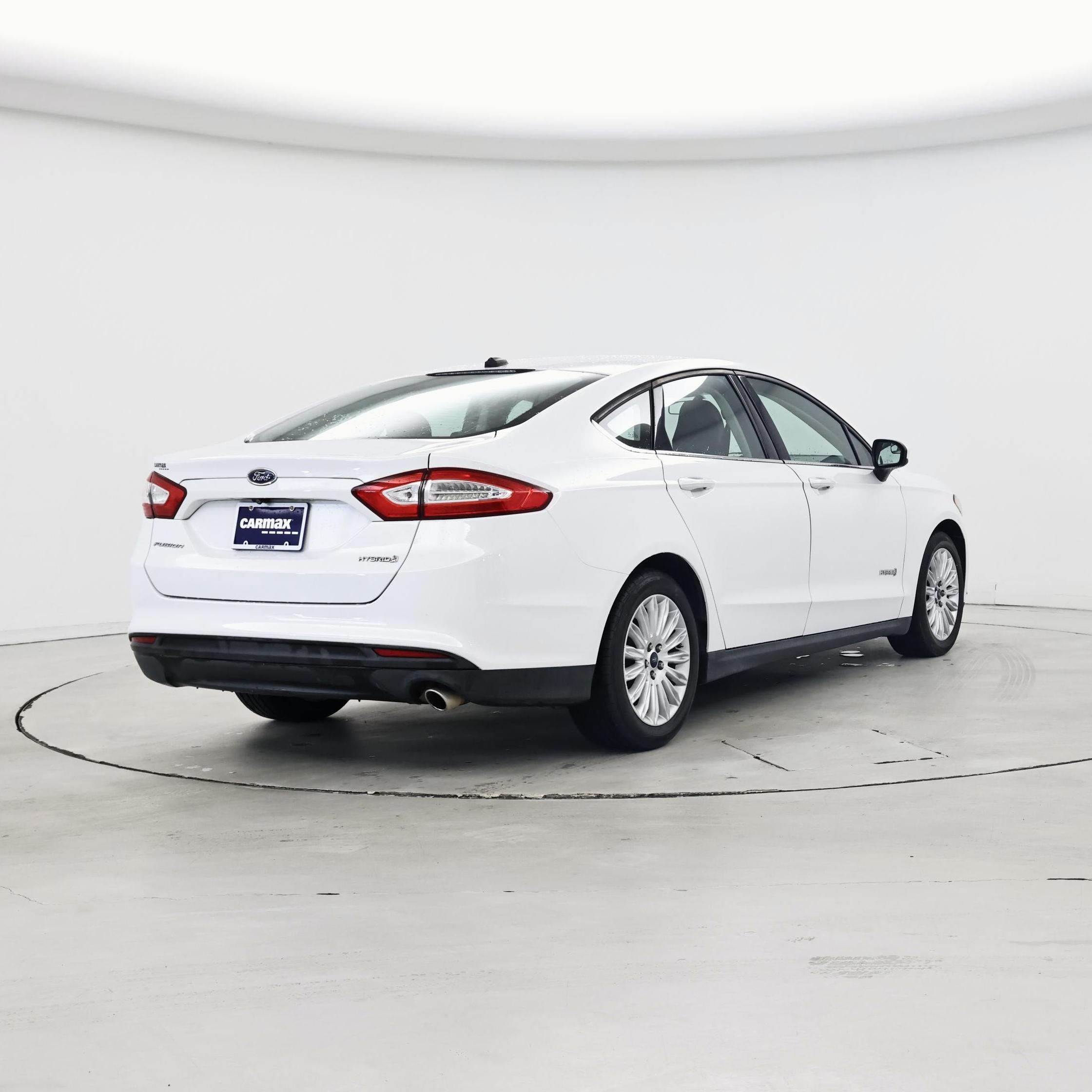 Thumbnail: 2015 Ford Fusion - 8