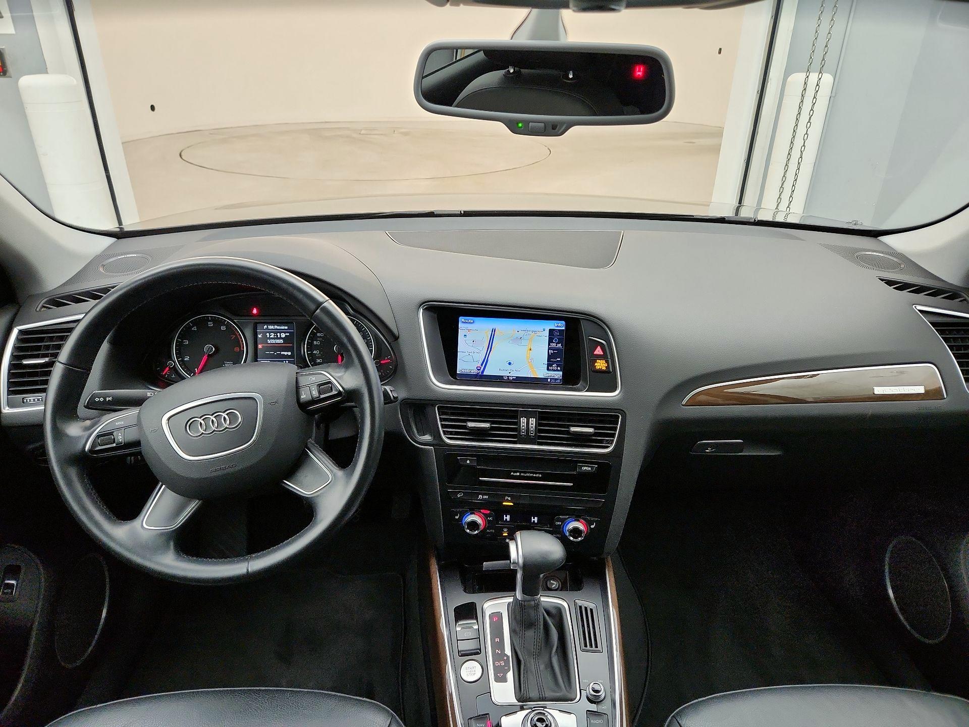 Thumbnail: 2016 Audi Q5 - 9