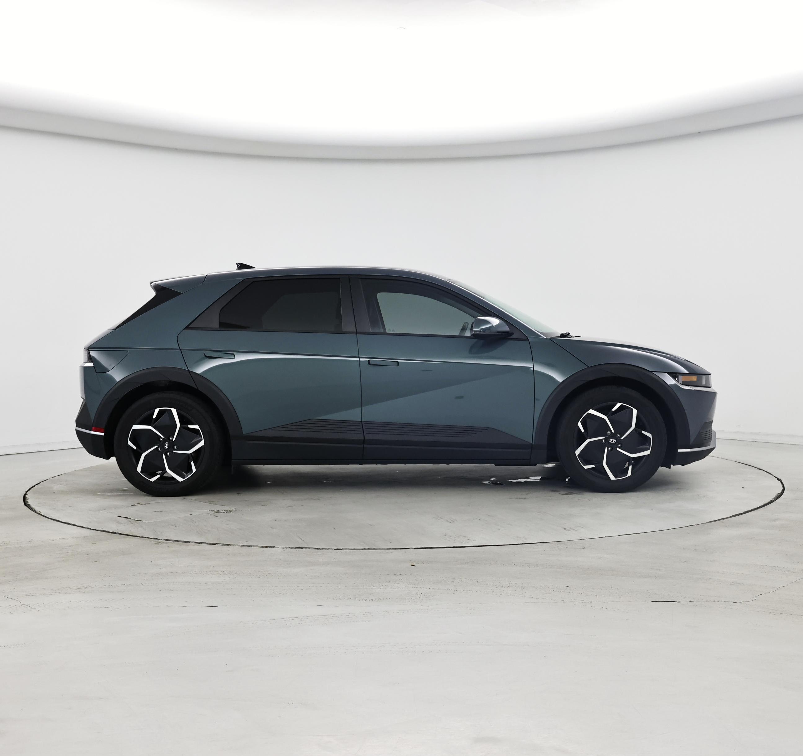 Thumbnail: 2022 Hyundai Ioniq 5 - 7