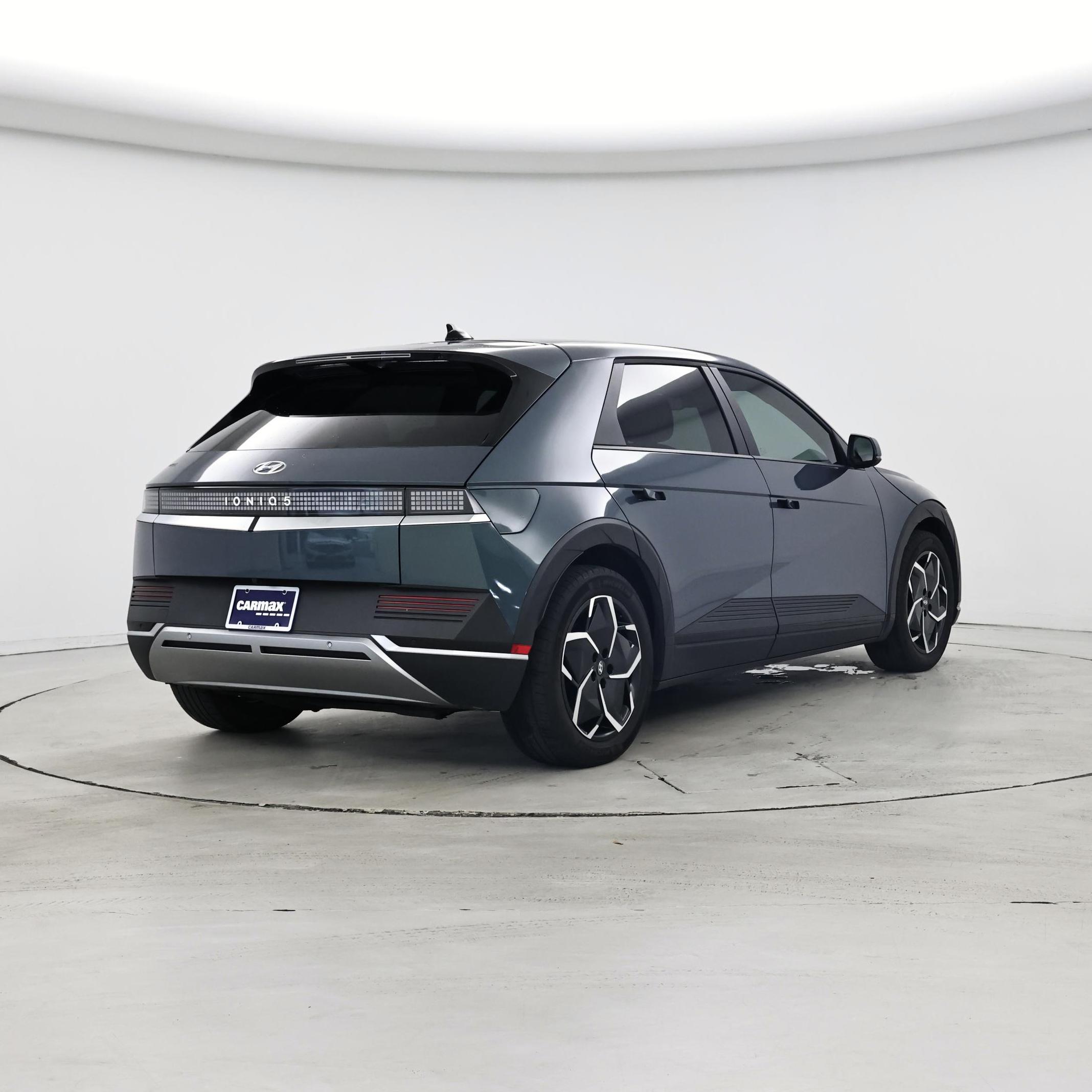 Thumbnail: 2022 Hyundai Ioniq 5 - 8