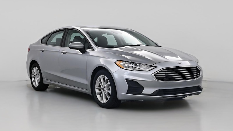 2020 Ford Fusion SE Hero Image