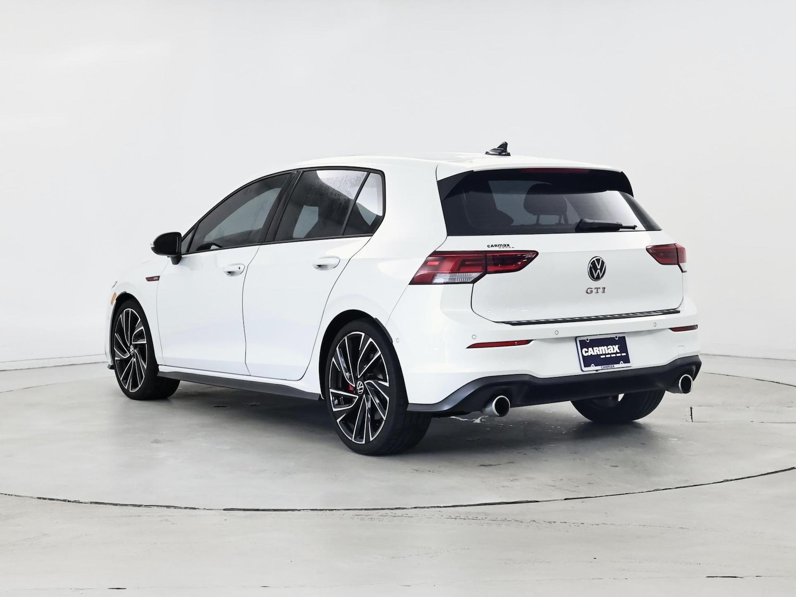 Image 3 of 2023 Volkswagen GTI Autobahn
