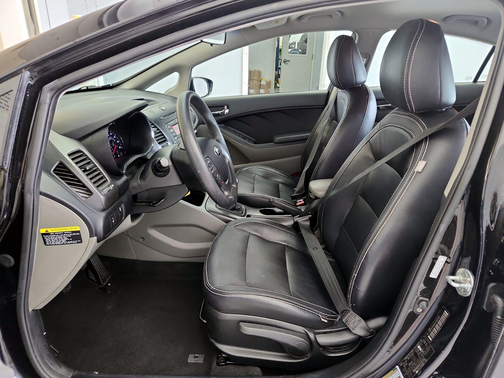 Thumbnail: 2014 Kia Forte - 11