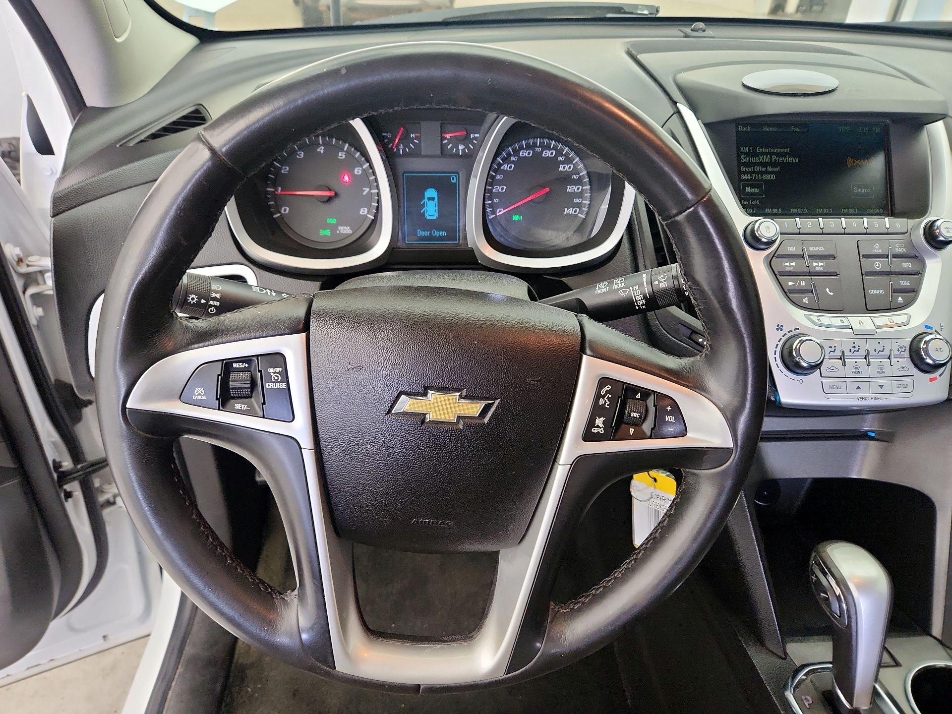 Thumbnail: 2015 Chevrolet Equinox - 10