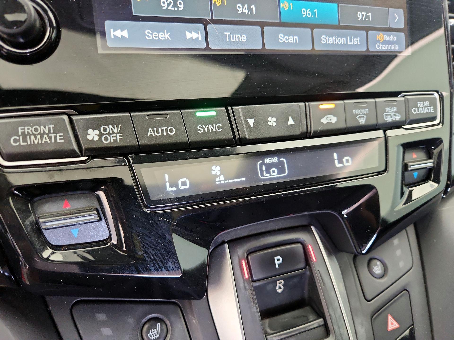 Thumbnail: 2020 Honda Odyssey - 17