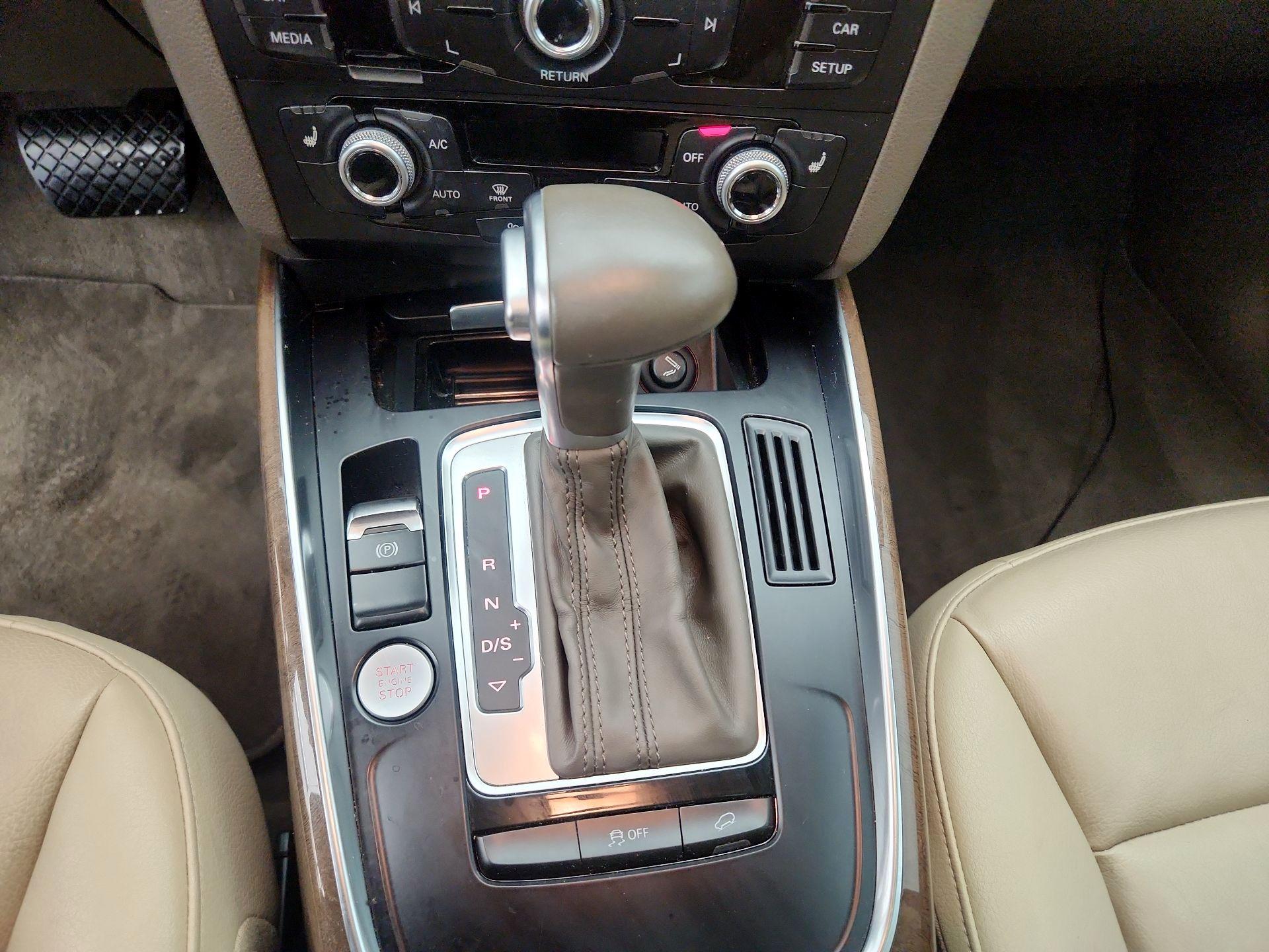 Thumbnail: 2016 Audi Q5 - 16