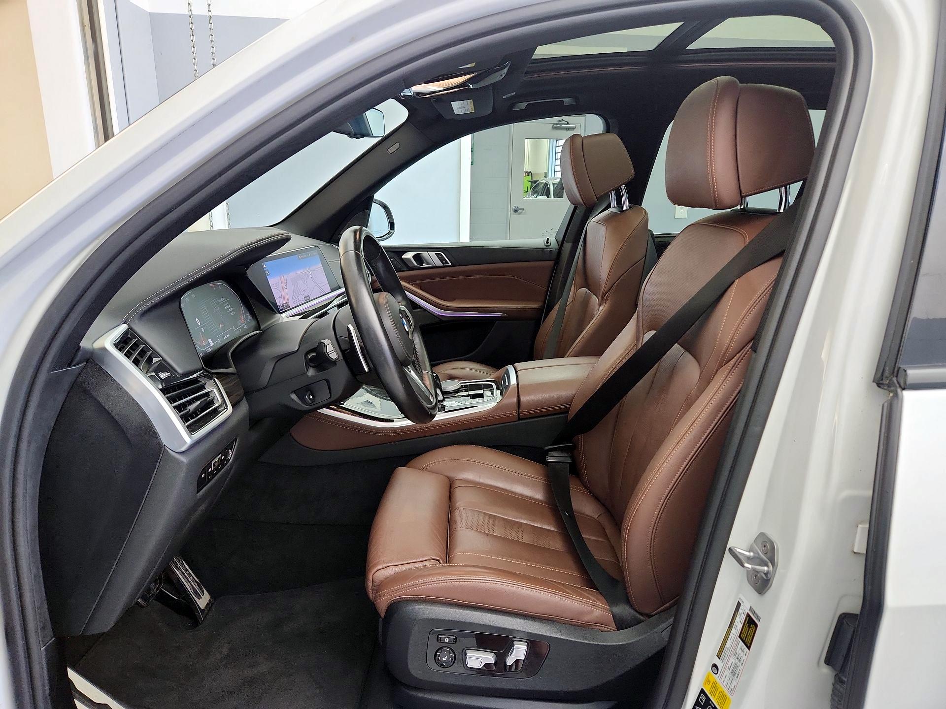 Thumbnail: 2020 BMW X5 - 11