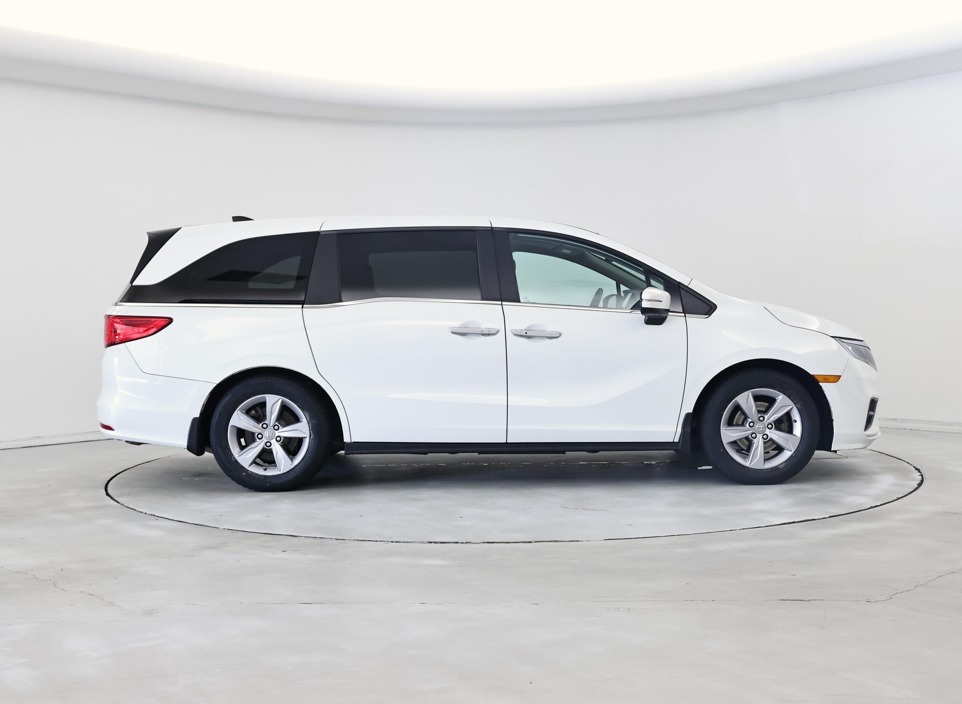 Thumbnail: 2020 Honda Odyssey - 7