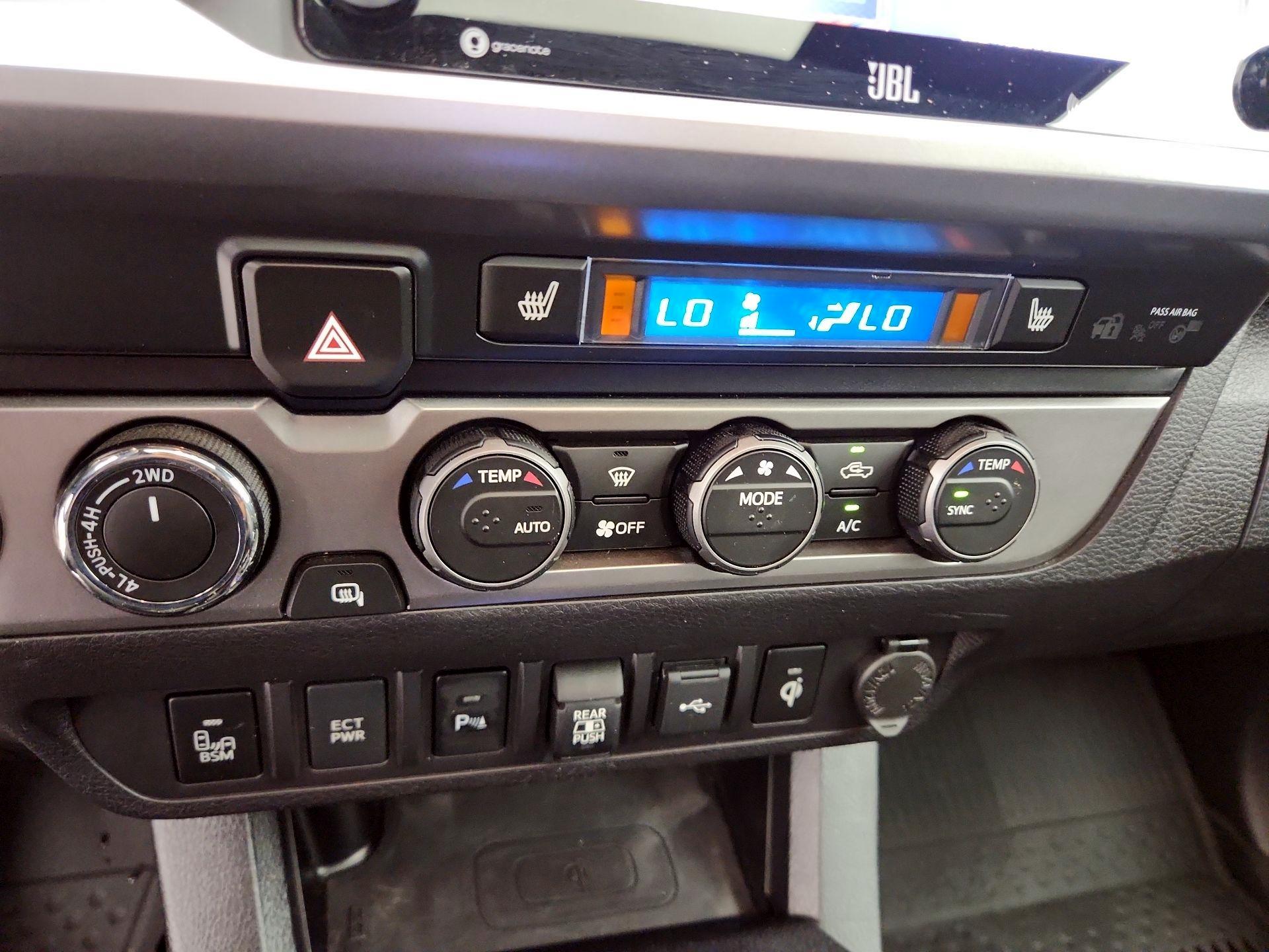 Thumbnail: 2021 Toyota Tacoma - 17