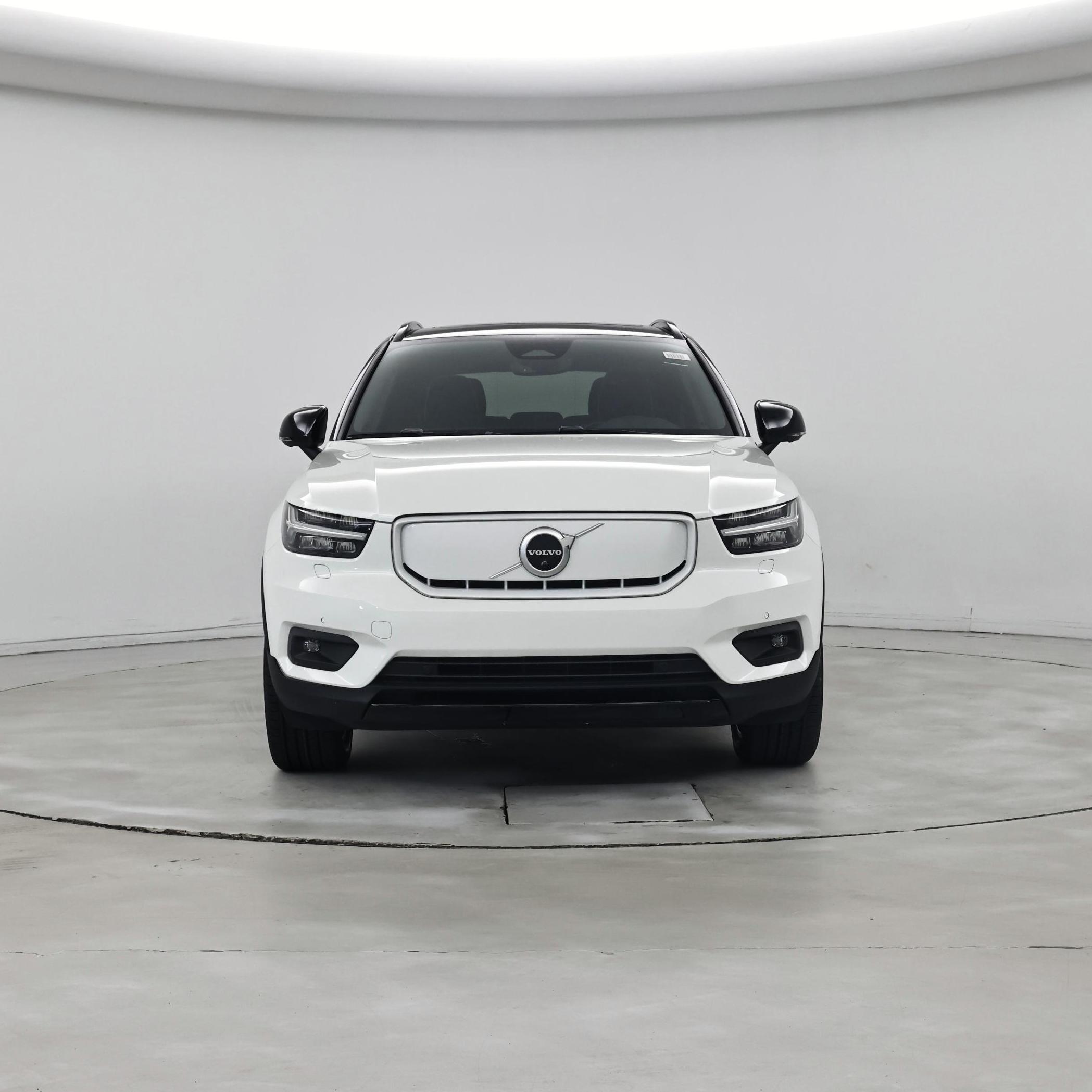 Thumbnail: 2021 Volvo XC40 - 5