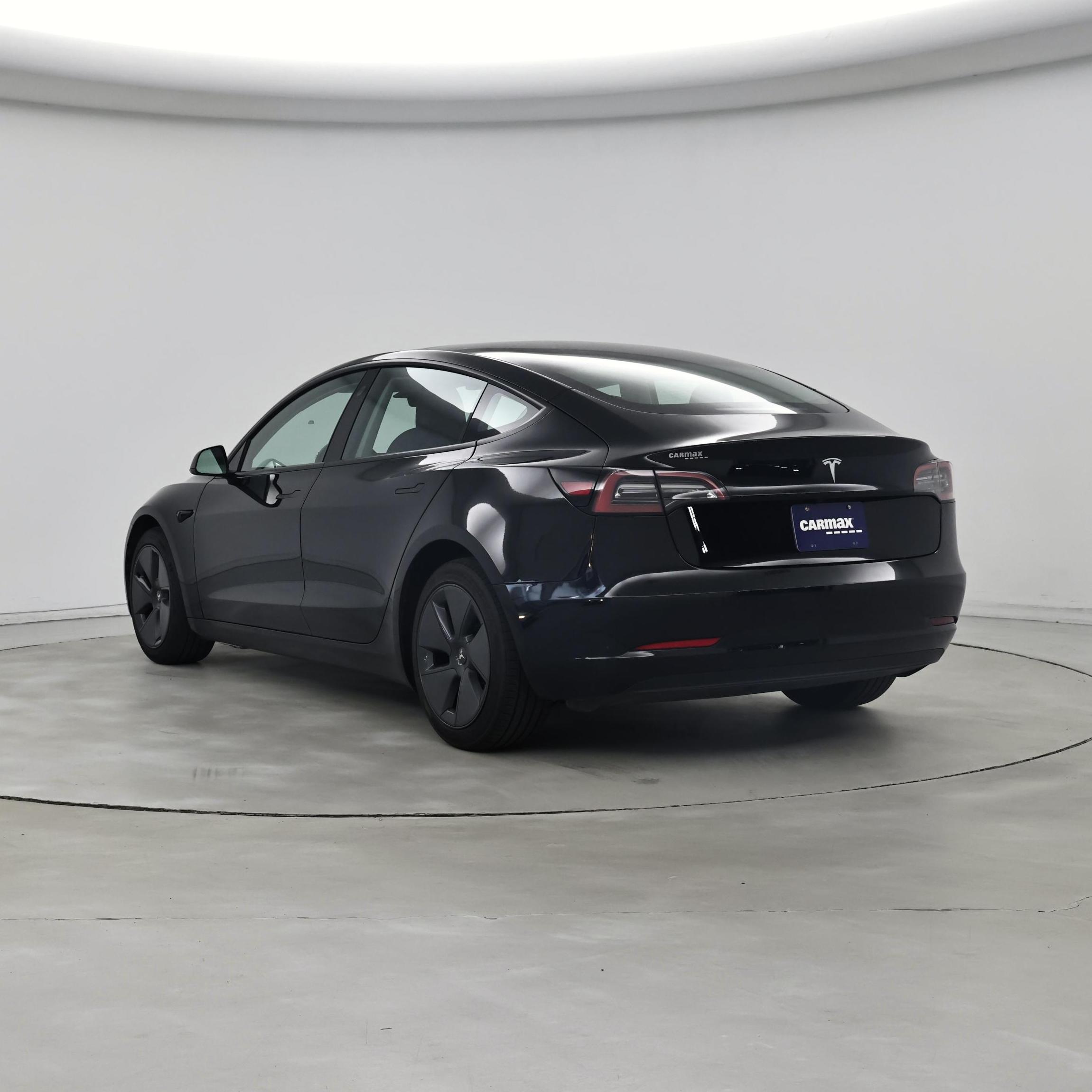 Thumbnail: 2023 Tesla Model 3 - 2