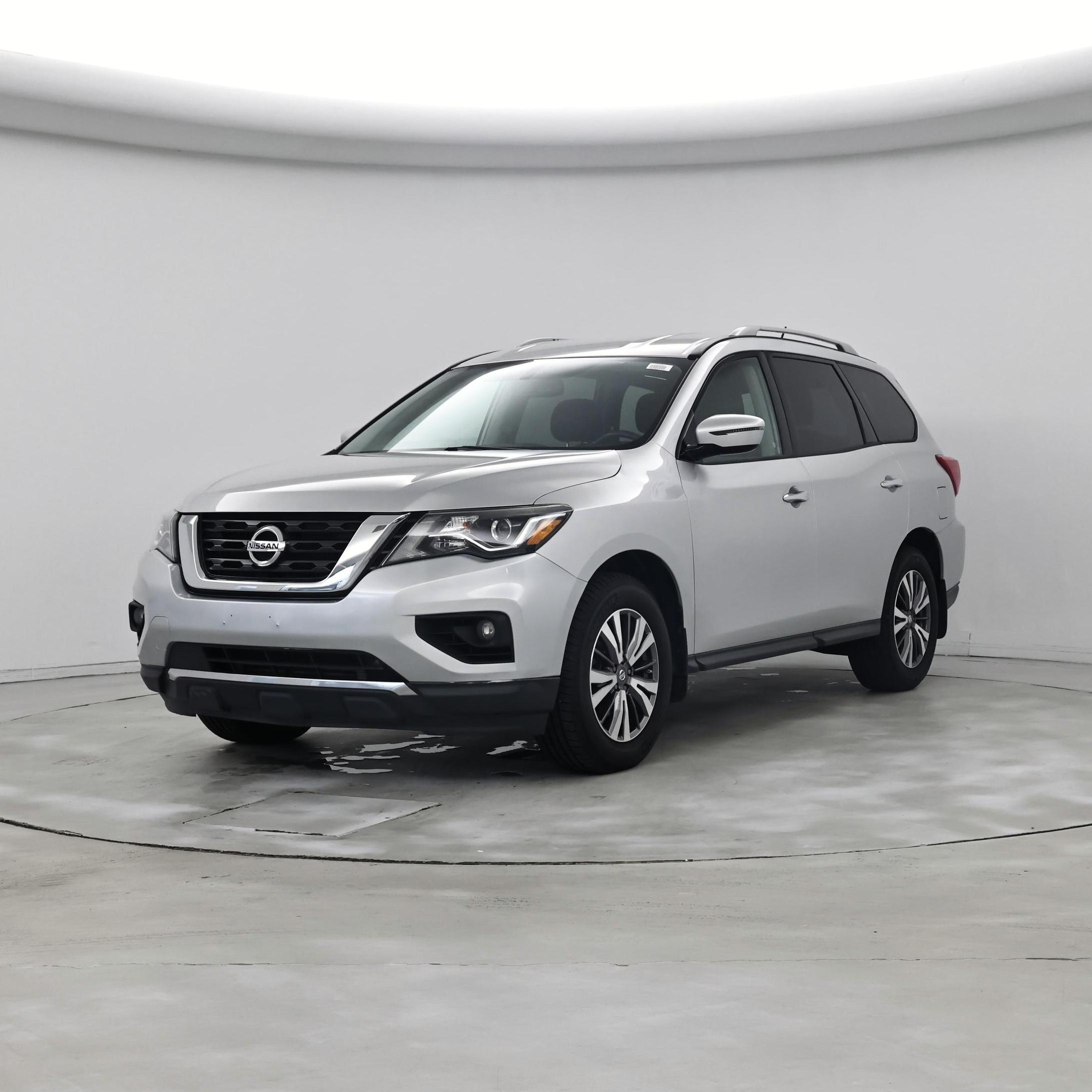 Thumbnail: 2017 Nissan Pathfinder - 4