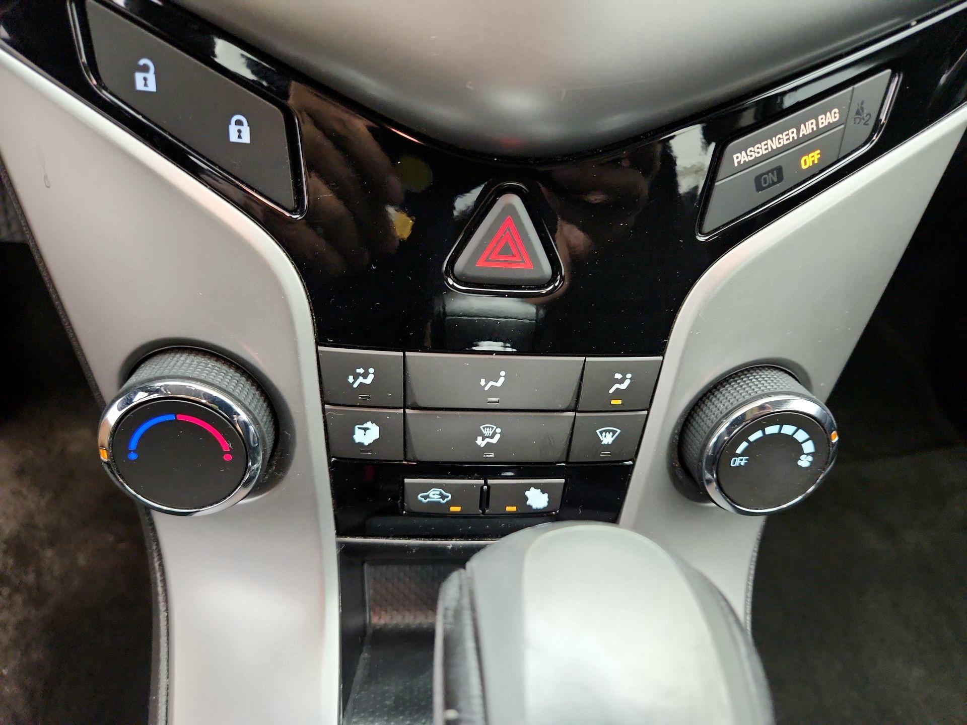 Thumbnail: 2014 Chevrolet Cruze - 16