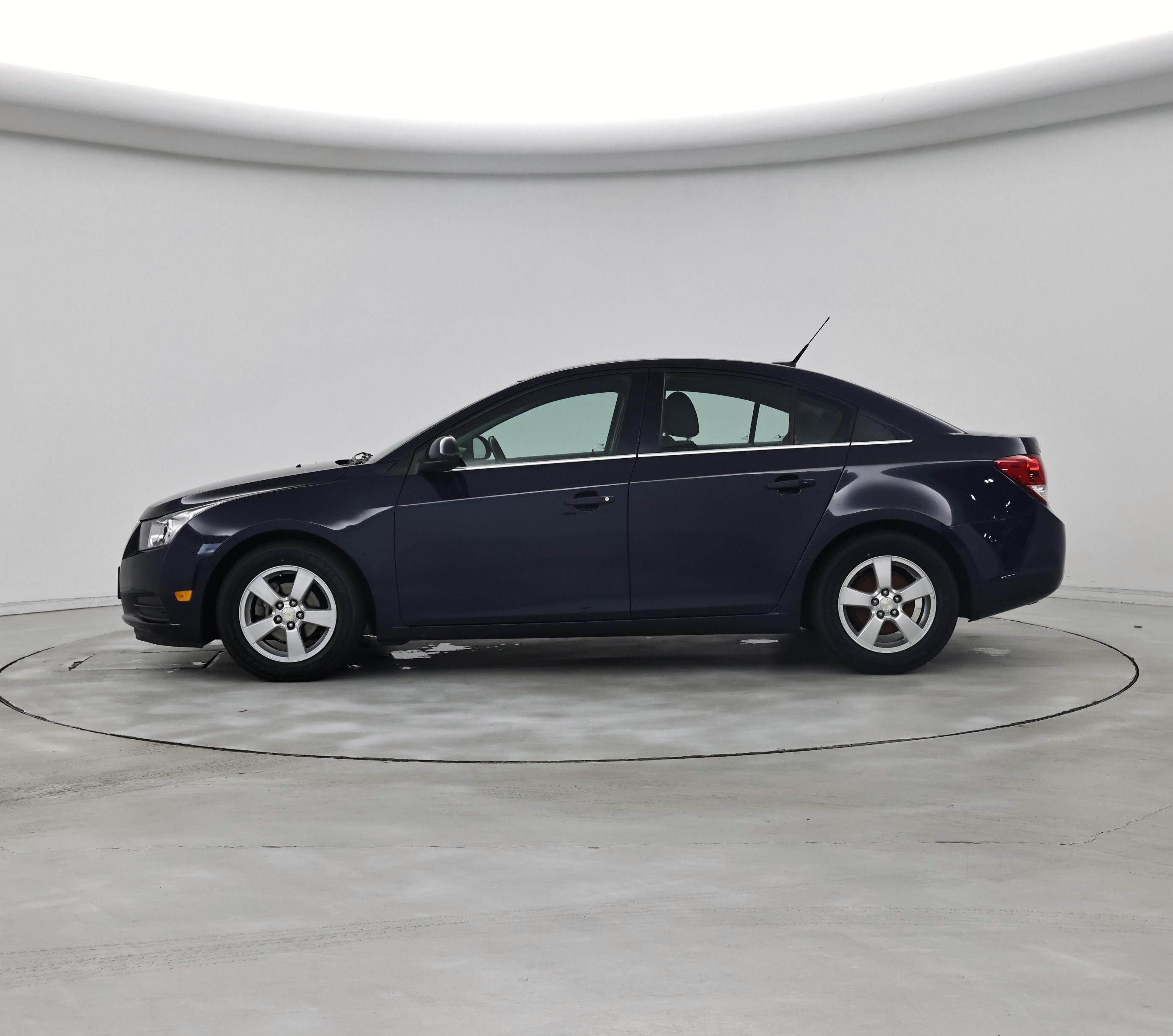 Thumbnail: 2014 Chevrolet Cruze - 3